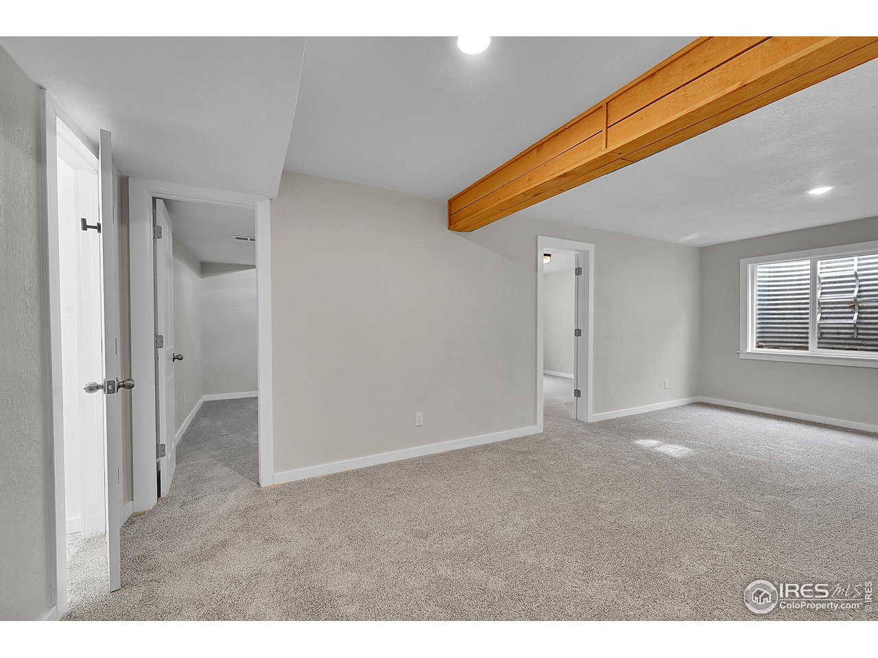 Longmont, Colorado, 80501, United States, 4 Bedrooms Bedrooms, ,1 BathroomBathrooms,Residential,For Sale,1989639