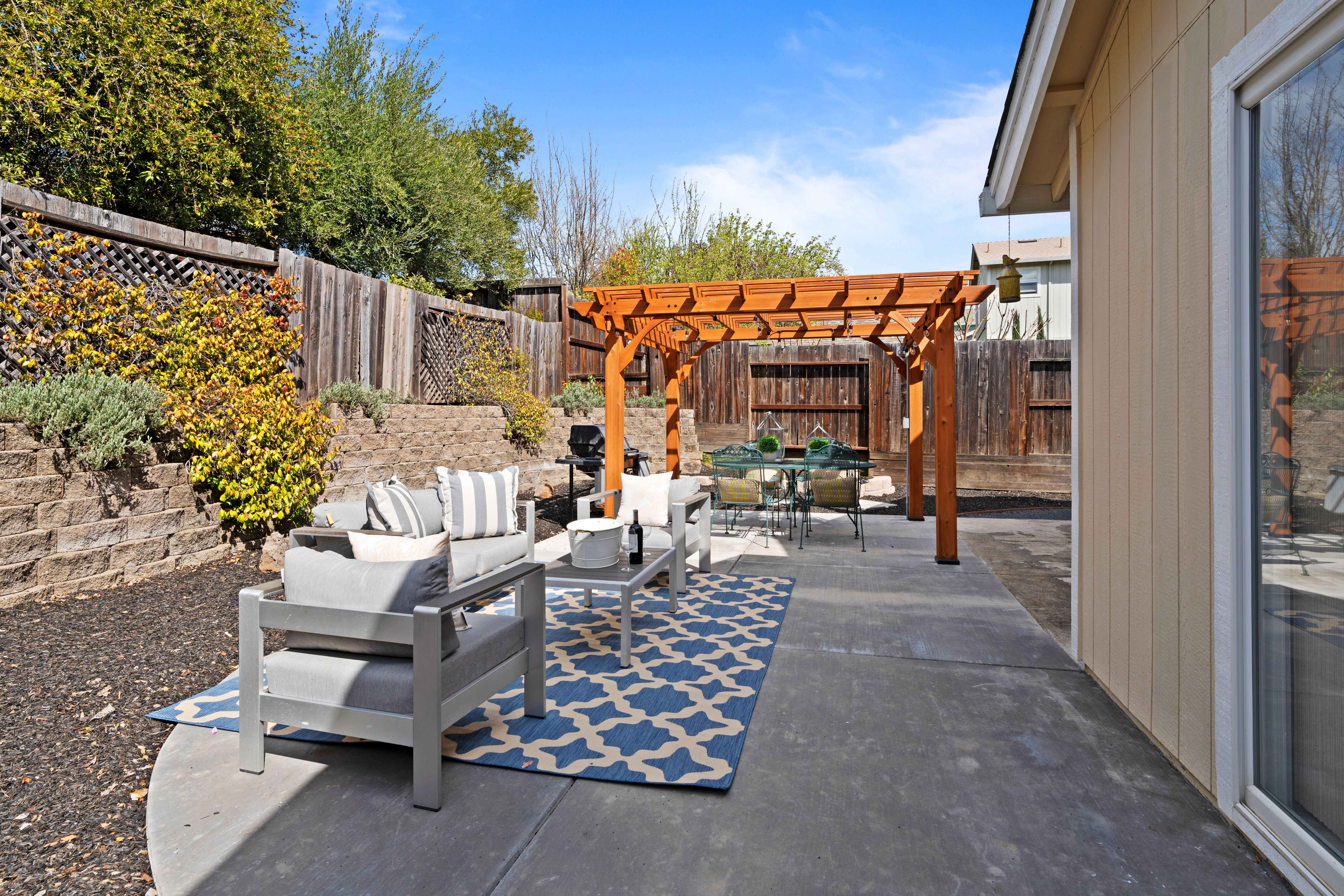  Single Level Healdsburg Gem - 物件實景