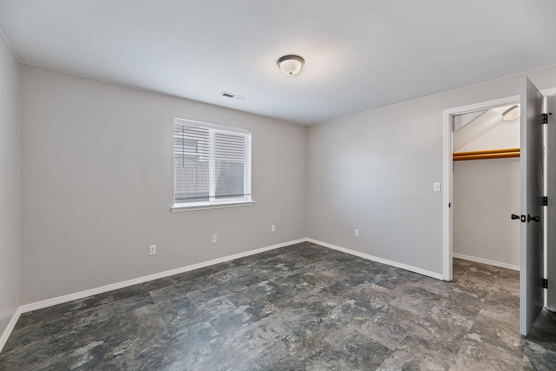  1017 Havenwood Drive Eagle Point, OR 97524 - 物件實景