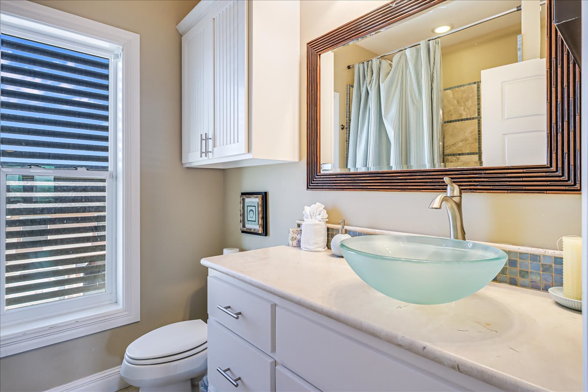 Port Aransas, Texas, 78373, United States, 3 Bedrooms Bedrooms, ,3 BathroomsBathrooms,Residential,For Sale,1984439