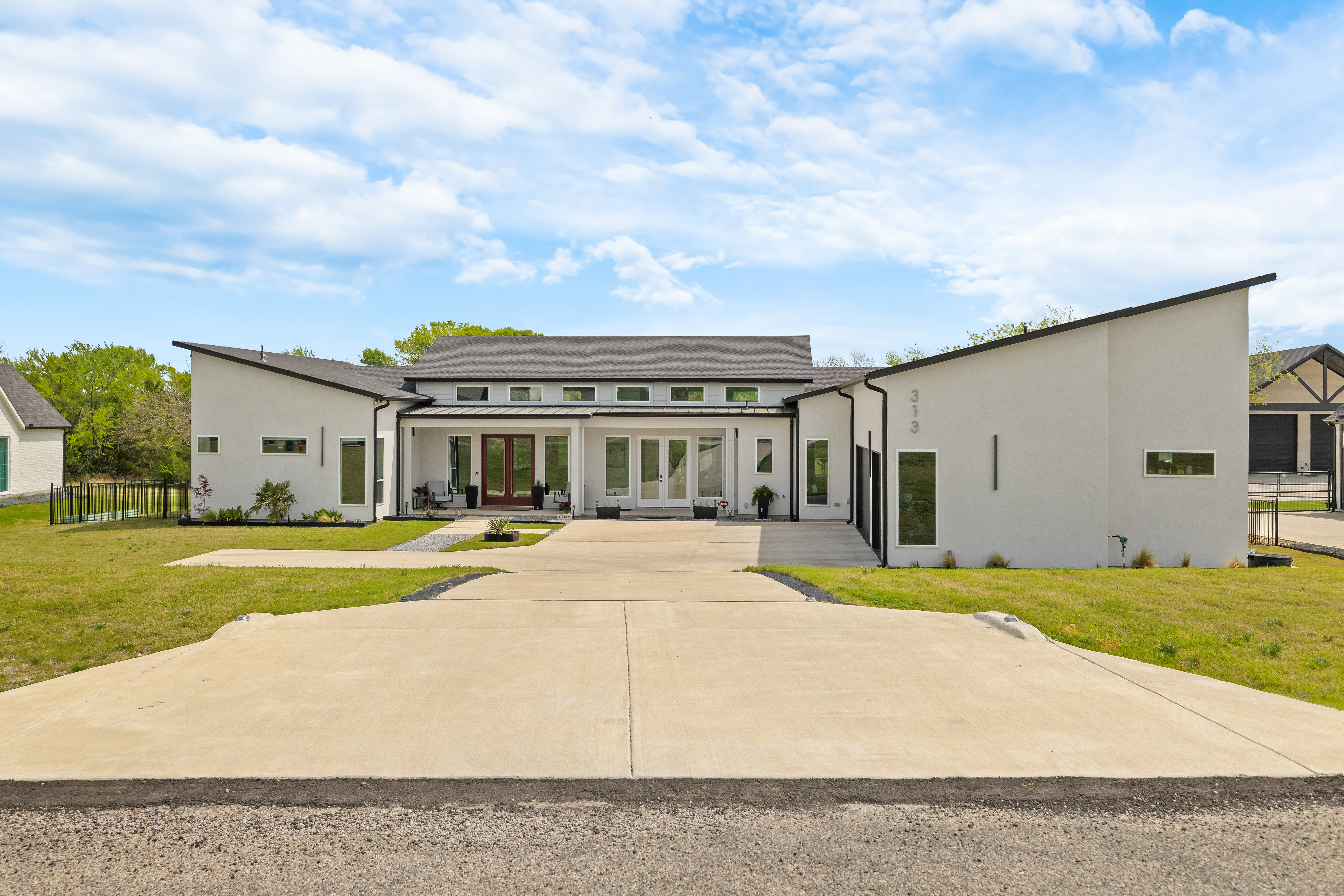  313 Ryker Lane, Gunter, TX, 75058 - 物件實景