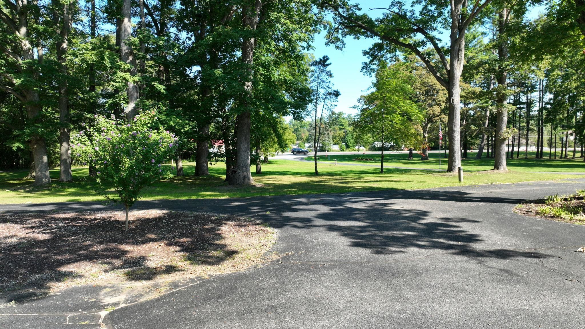 Midland, Michigan, 48640, United States, 9 Bedrooms Bedrooms, ,5 BathroomsBathrooms,Residential,For Sale,1943918