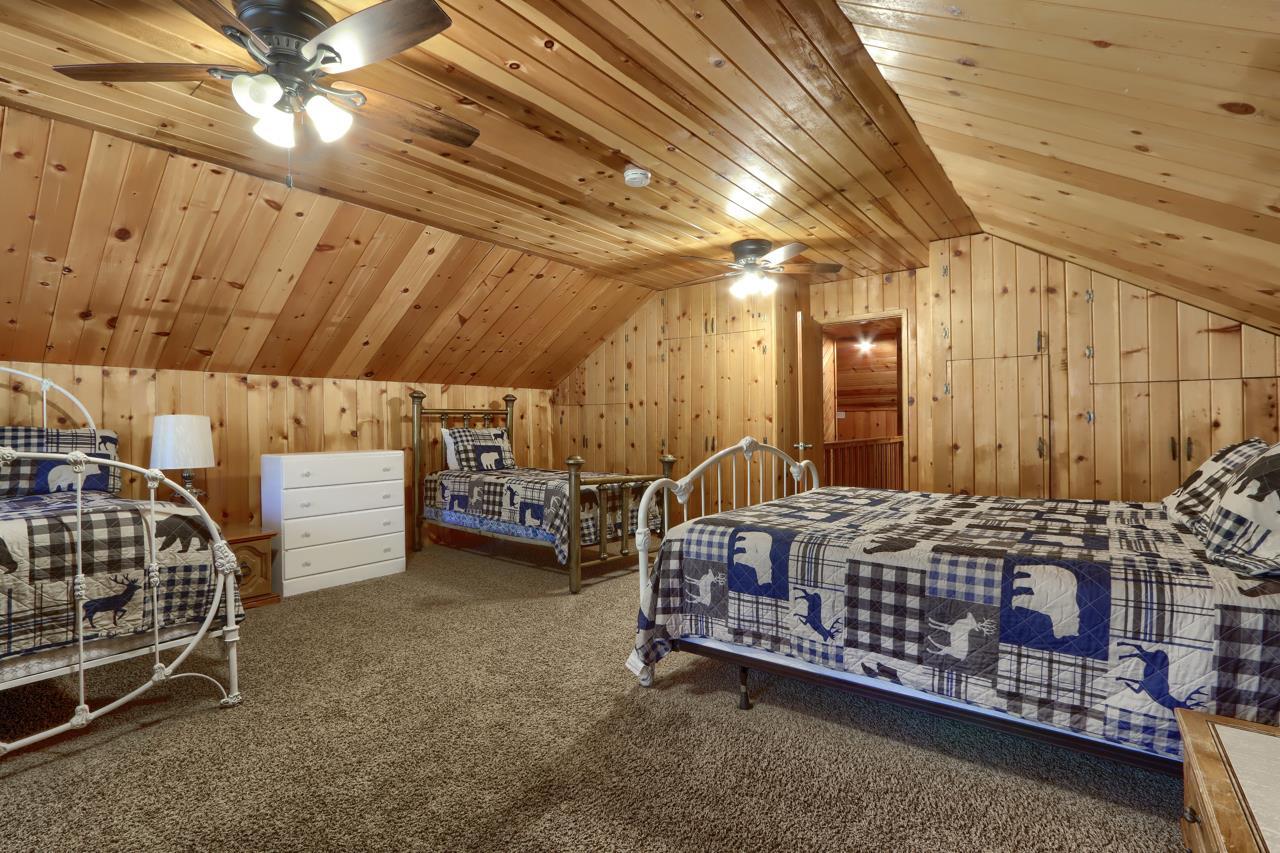 Yosemite, California, 95389, United States, 5 Bedrooms Bedrooms, ,4 BathroomsBathrooms,Residential,For Sale,2048159