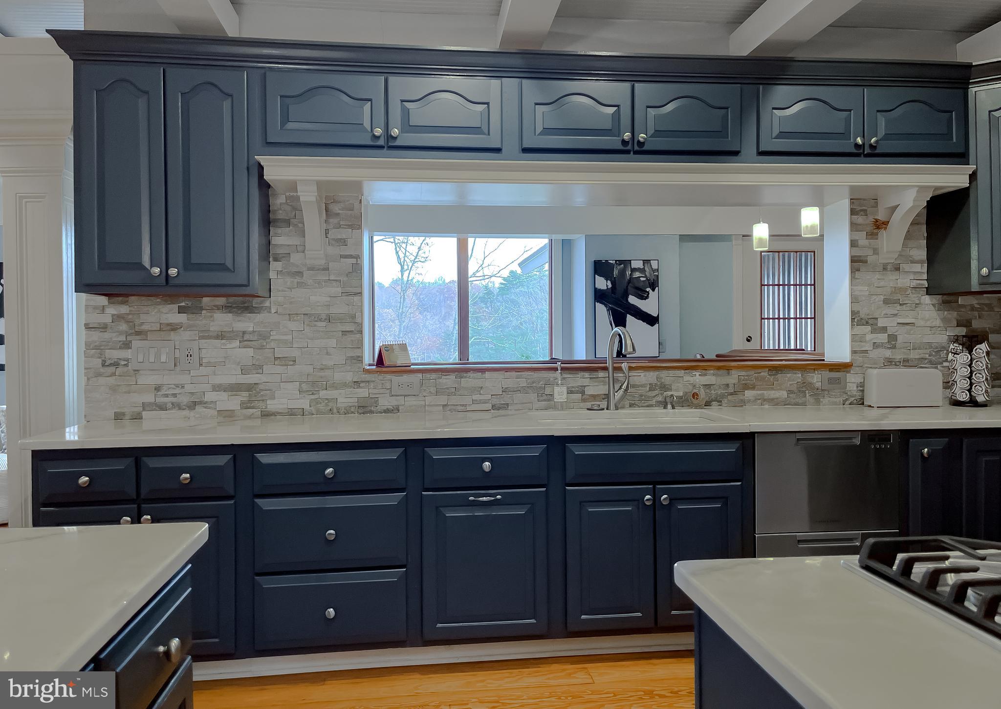 Hollywood, Maryland, 20636, United States, 4 Bedrooms Bedrooms, ,3 BathroomsBathrooms,Residential,For Sale,1995114