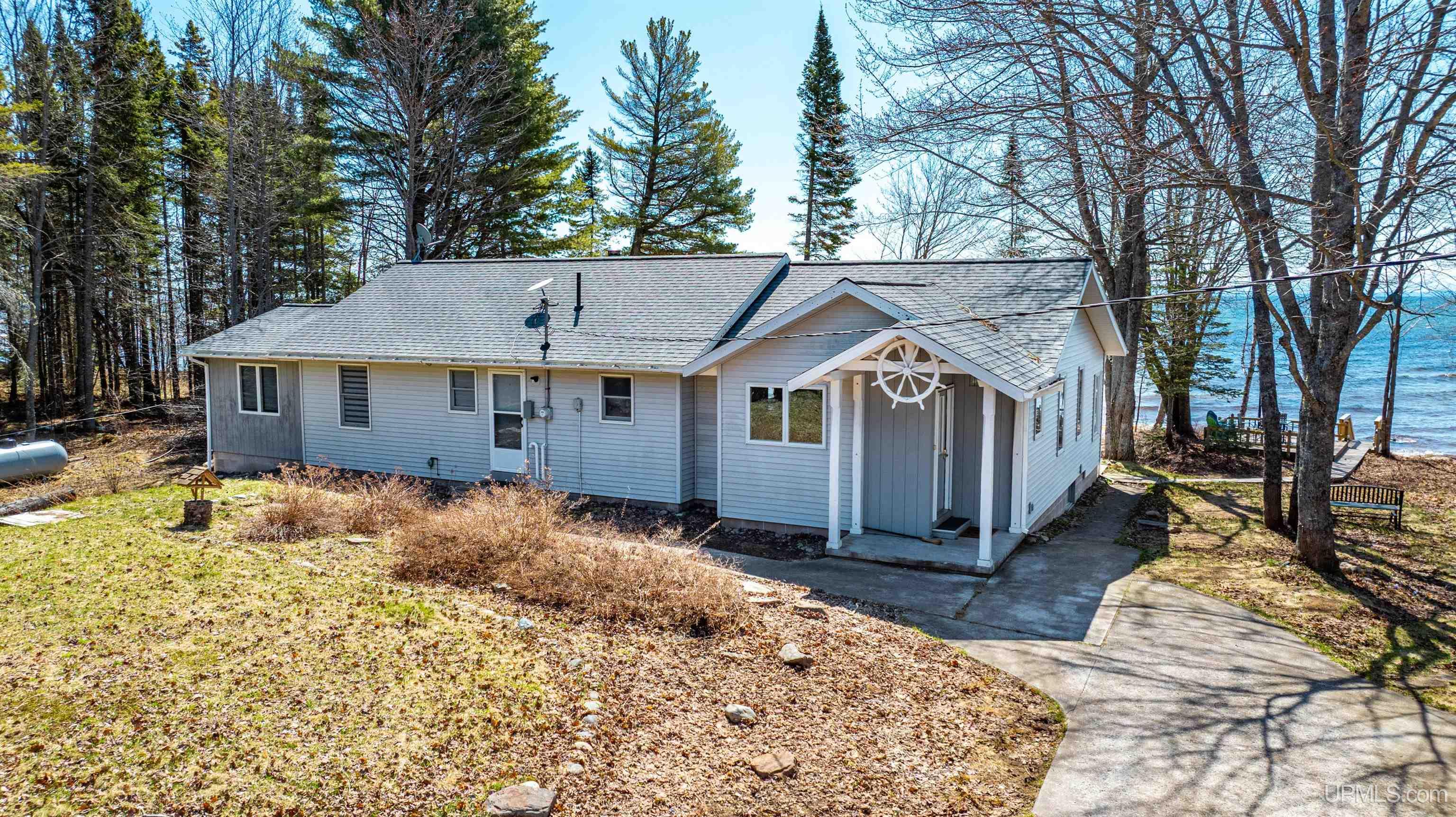 Lake Linden, Michigan, 49945, United States, 3 Bedrooms Bedrooms, ,3 BathroomsBathrooms,Residential,For Sale,1881345