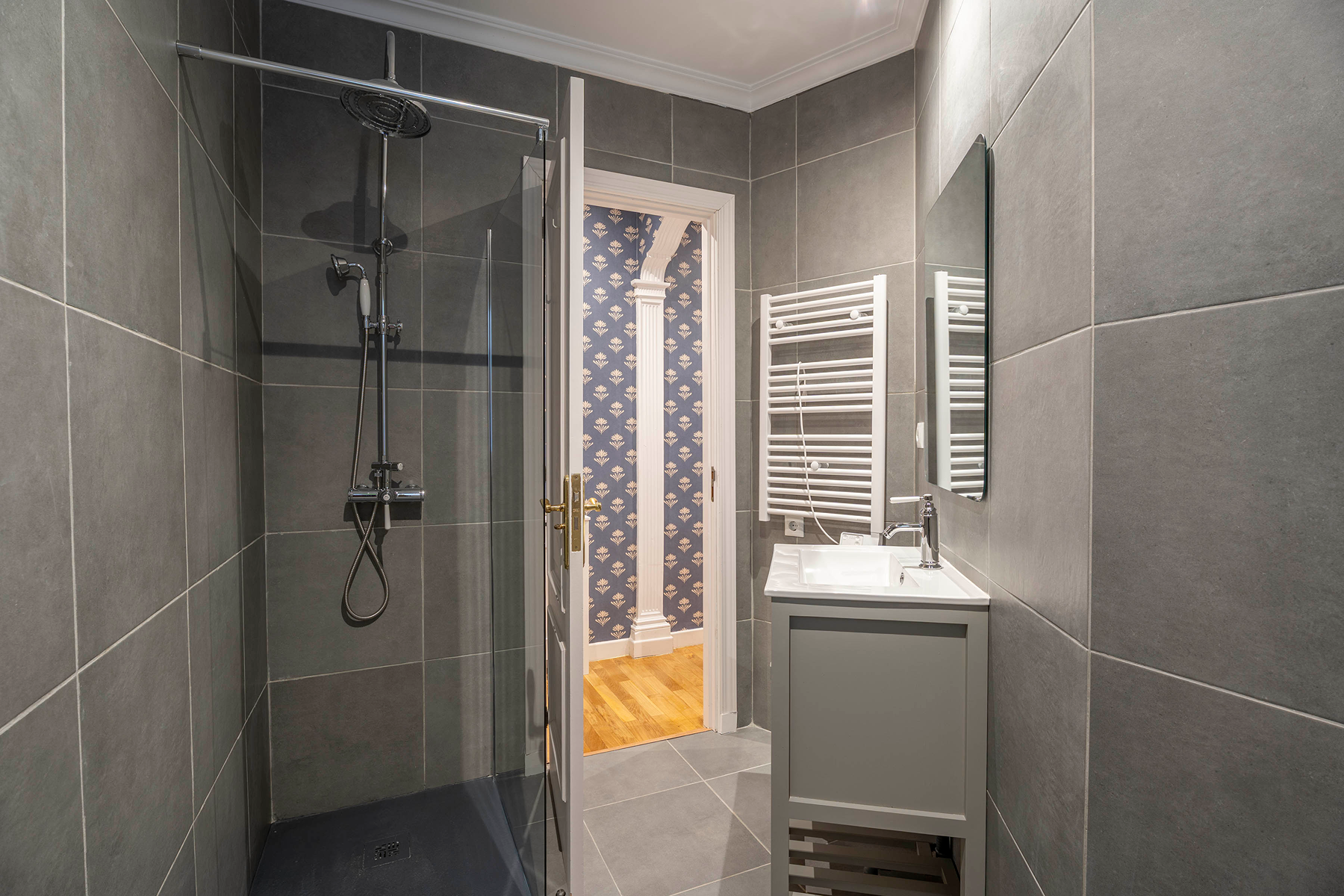  Renovated Flat with Balconies in Trafalgar, Chamberí, Madrid - 物件實景