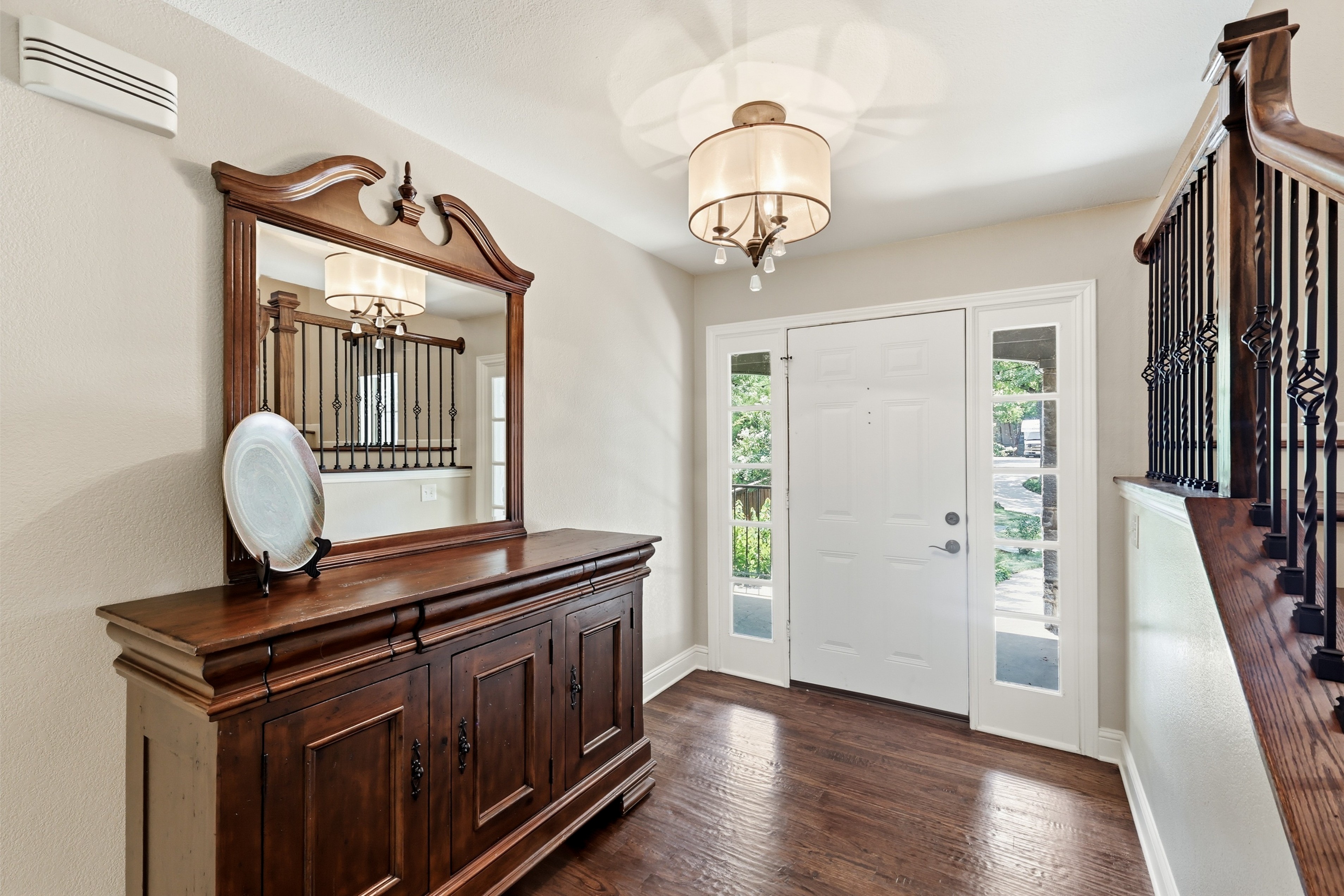  2930 Peninsula Drive, Grapevine, TX, 76051 - 物件實景