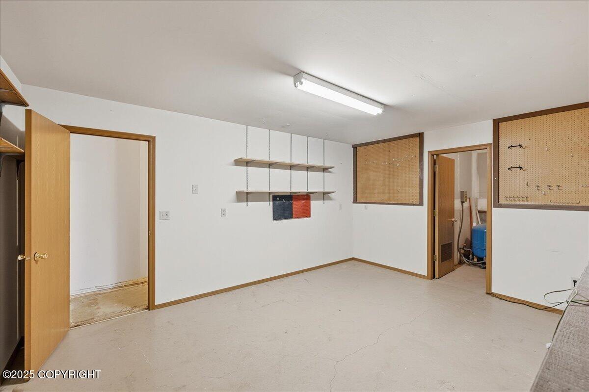 Kenai, Alaska, 99611, United States, 4 Bedrooms Bedrooms, ,3 BathroomsBathrooms,Residential,For Sale,1980386