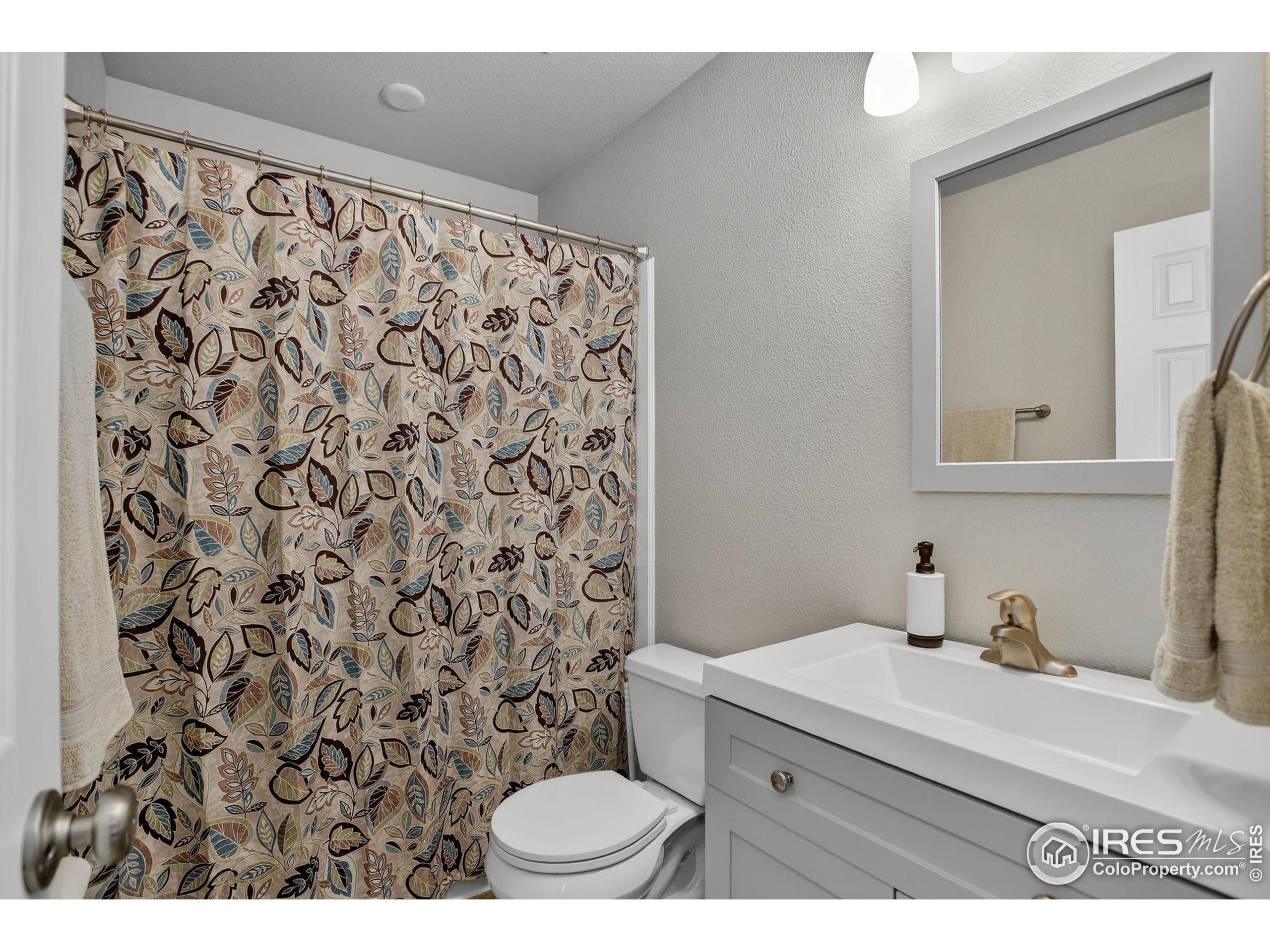 Black Hawk, Colorado, 80422, United States, 2 Bedrooms Bedrooms, ,1 BathroomBathrooms,Residential,For Sale,1885180