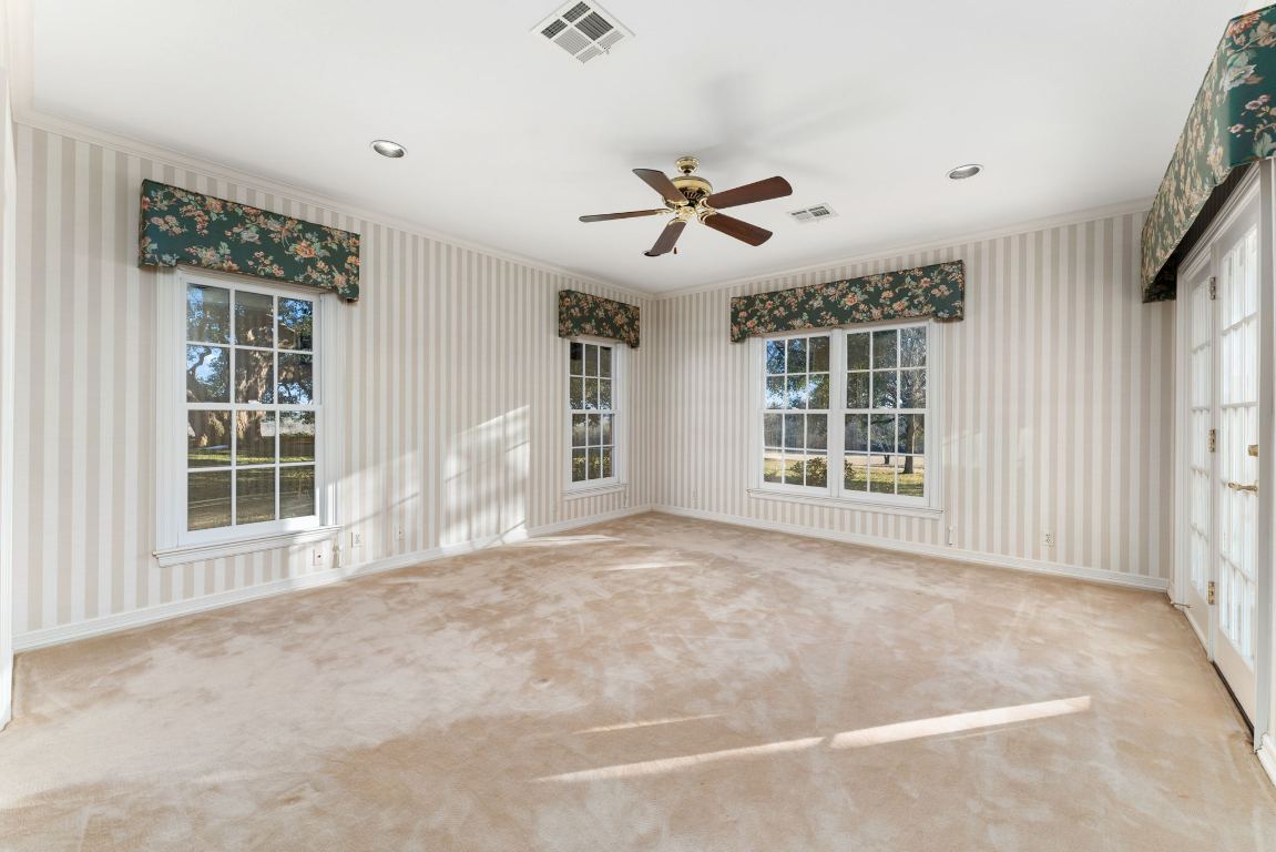 Belton, Texas, 76513, United States, 3 Bedrooms Bedrooms, ,5 BathroomsBathrooms,Residential,For Sale,1883238