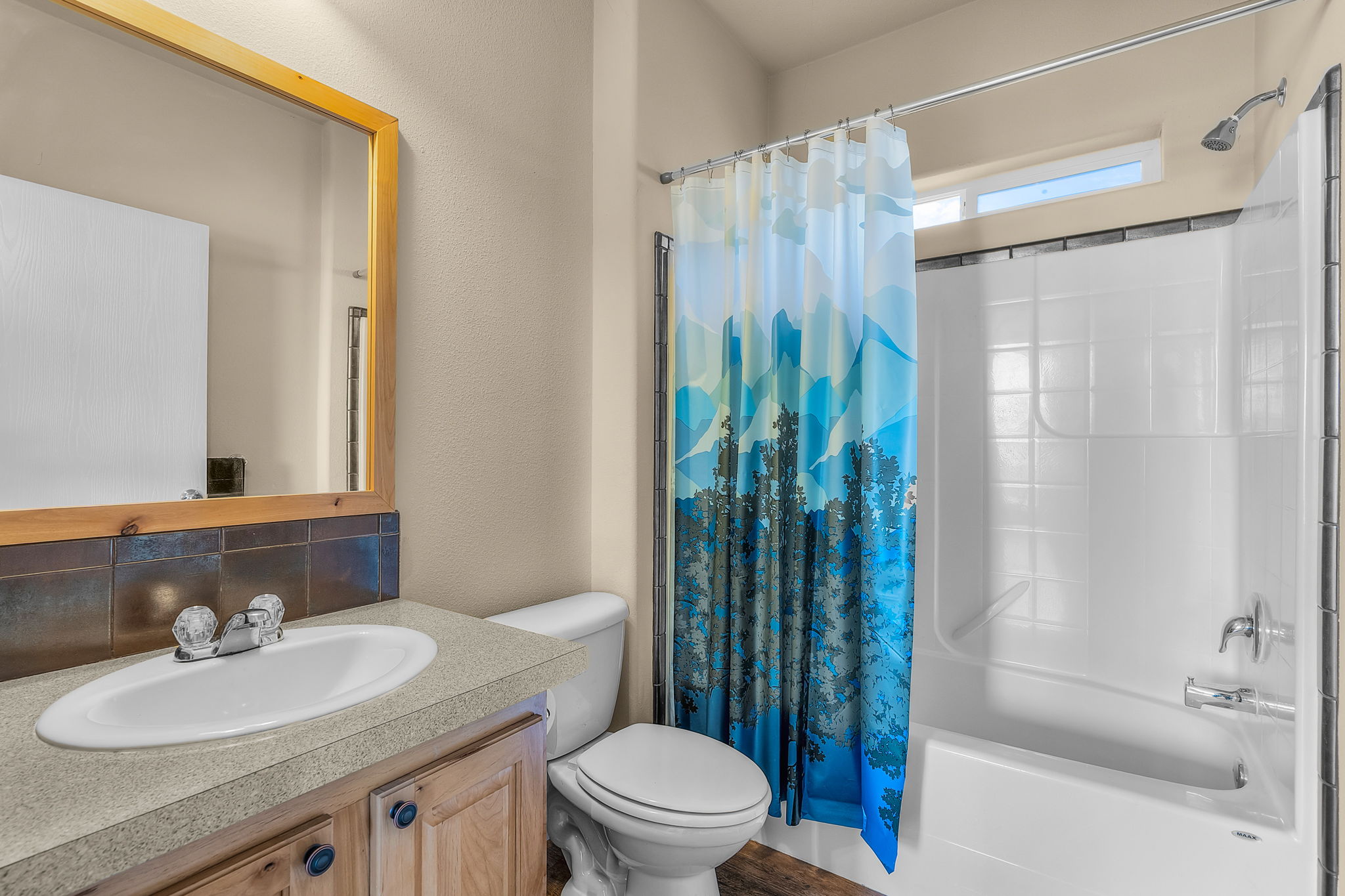 Prineville, Oregon, 97754, United States, 3 Bedrooms Bedrooms, ,2 BathroomsBathrooms,Residential,For Sale,1941697