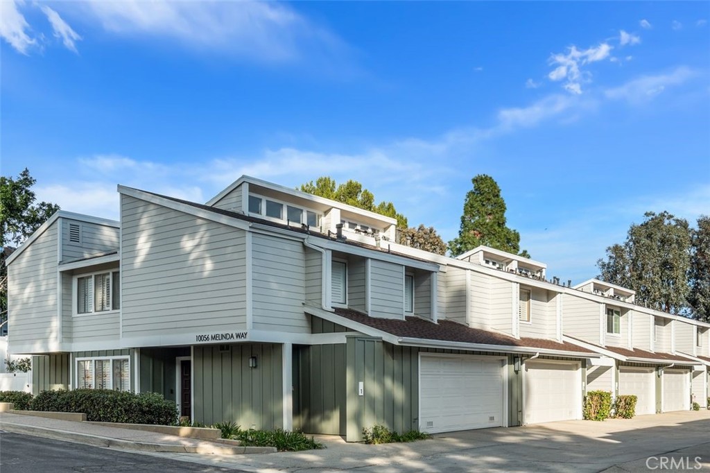 Northridge, California, 91325, United States, 2 Bedrooms Bedrooms, ,3 BathroomsBathrooms,Residential,For Sale,1991947