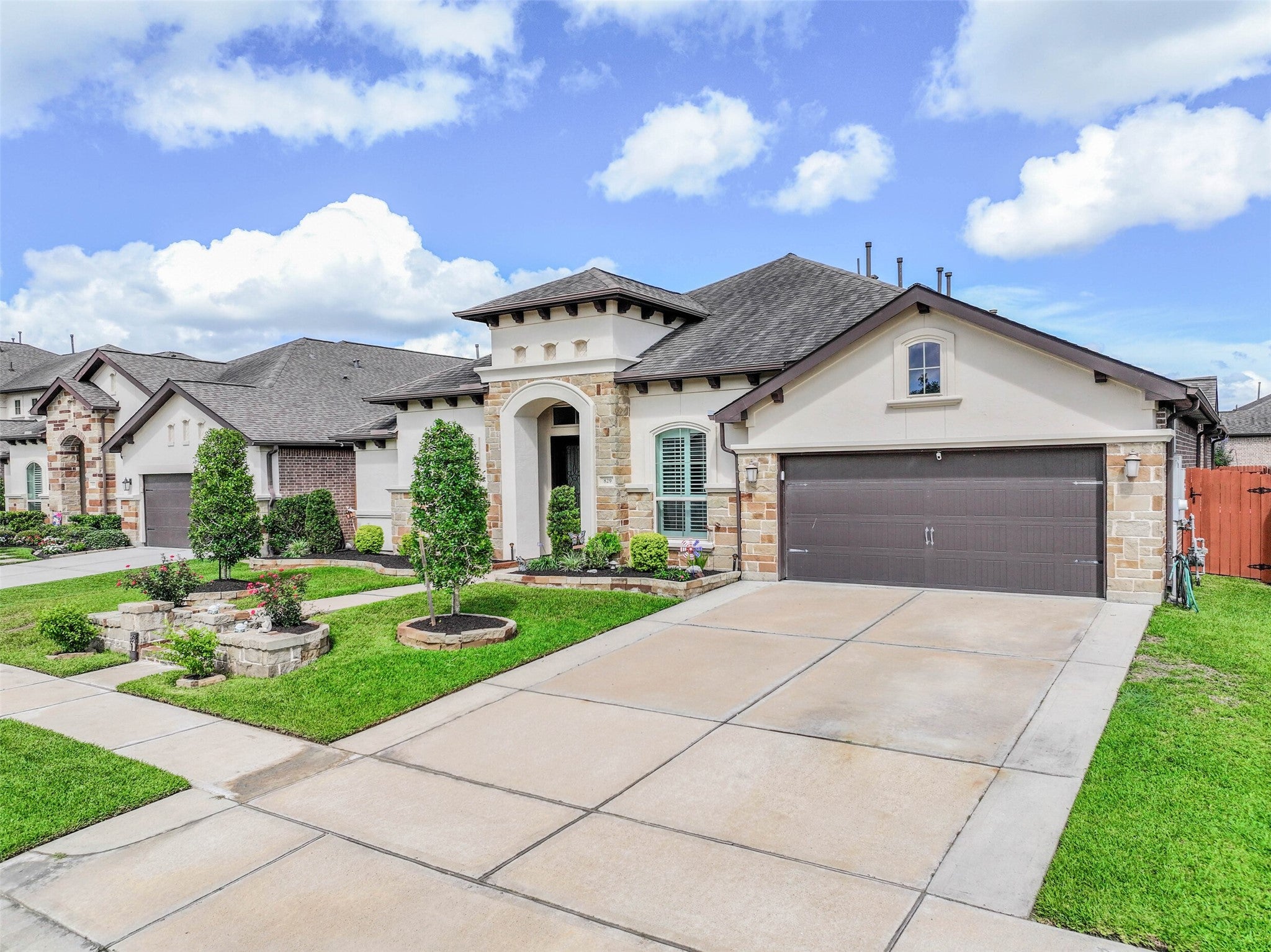 Sage Way Ln, Friendswood, TX 77546 #1