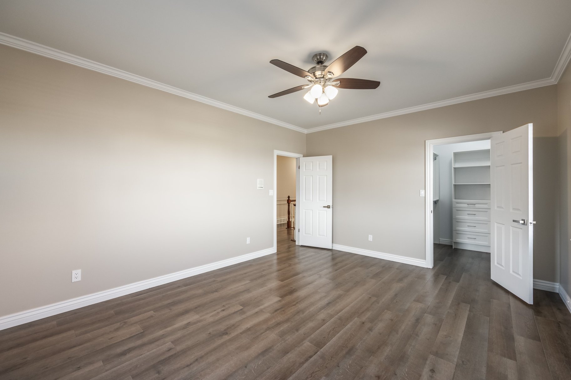  Updated Sandy Home With One of a Kind Location With Unobstructed Mountain Views - 物件實景