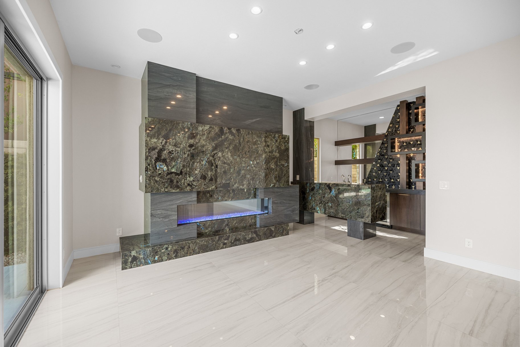  Thoughtfully Reimagined with Exceptional Design and Custom Craftsmanship - 物件實景