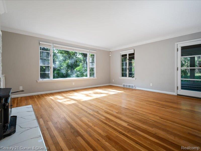 Inkster, Michigan, 48141, United States, 3 Bedrooms Bedrooms, ,3 BathroomsBathrooms,Residential,For Sale,1983266