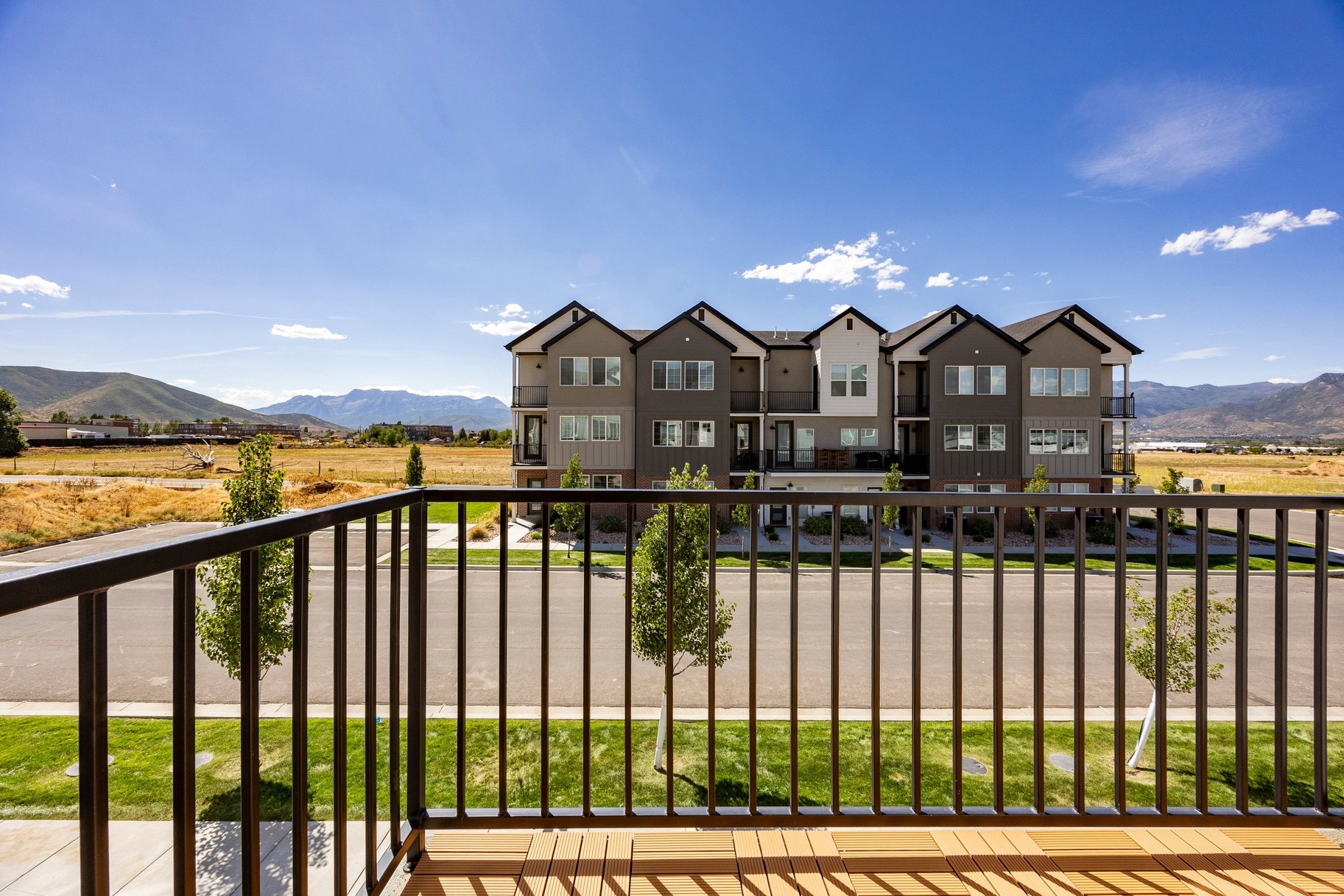  Lovely 4 Bed Modern Townhome with Timp views in East Heber with ADU - 物件實景