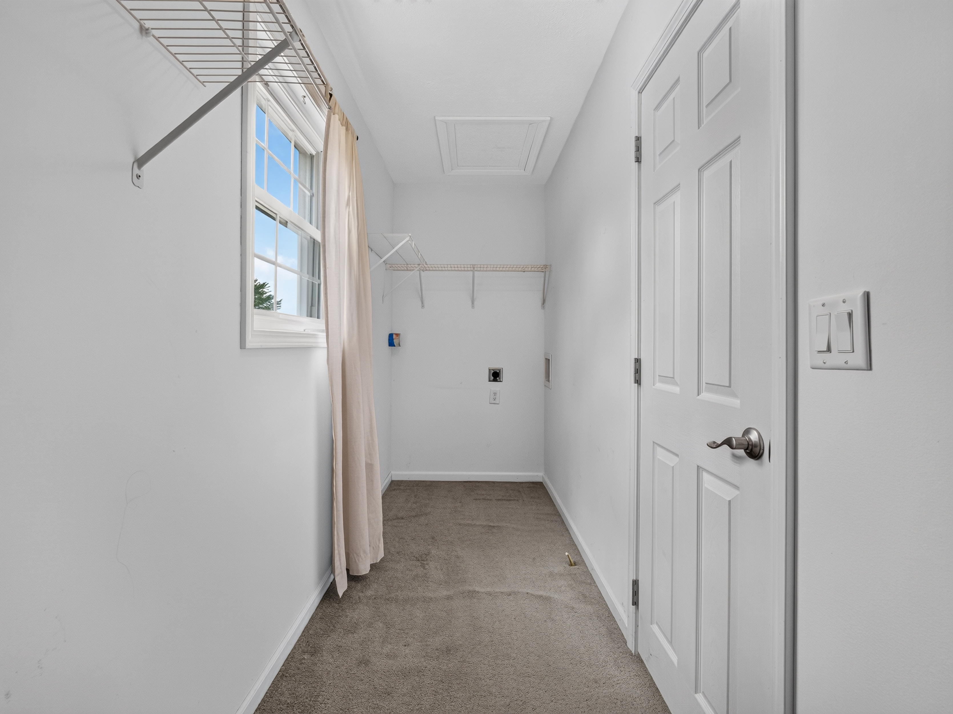  Spacious Channel-Front Home Off Lake Wawasee - 物件實景