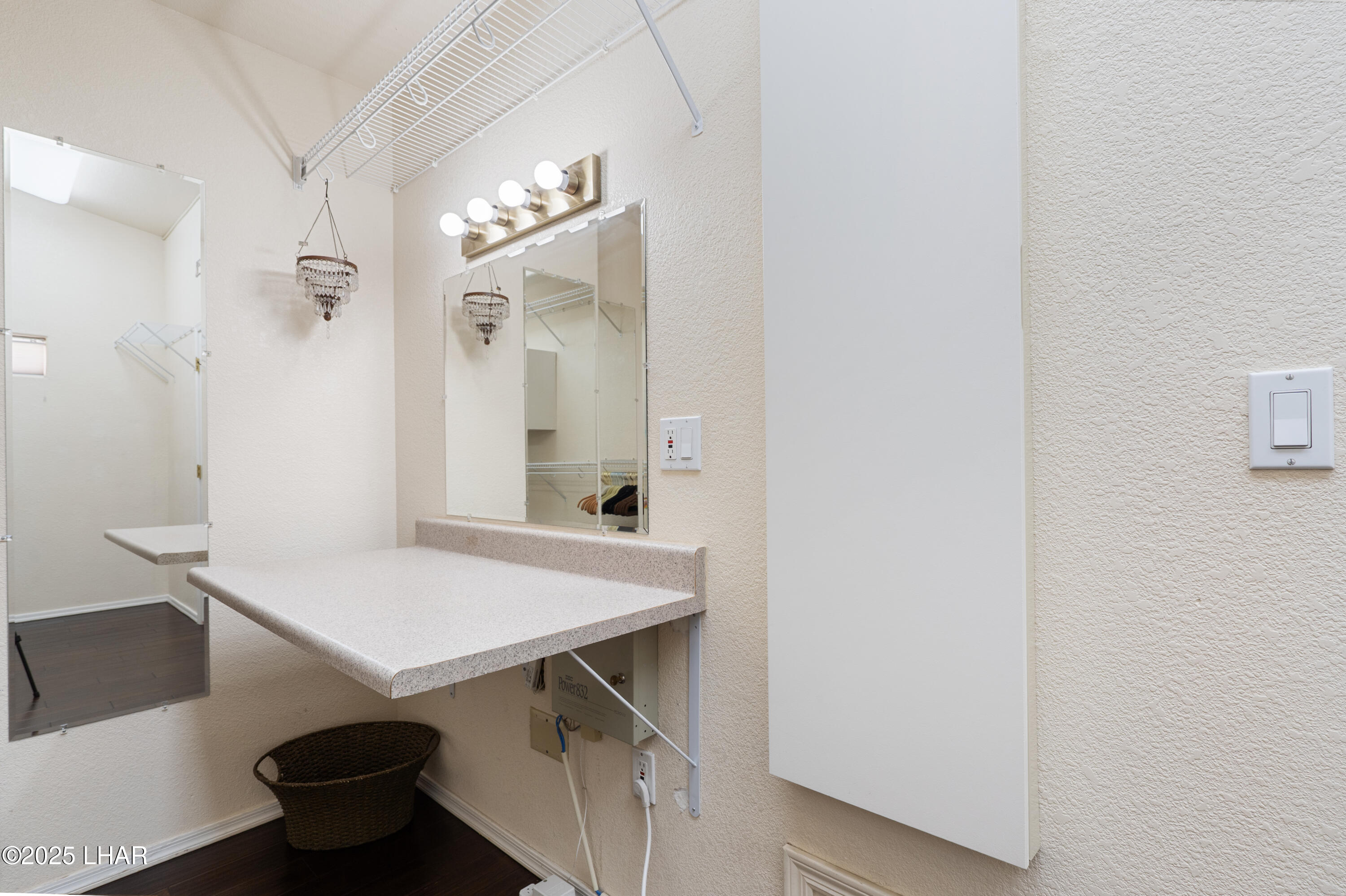 Lake Havasu City, Arizona, 86404, United States, 4 Bedrooms Bedrooms, ,4 BathroomsBathrooms,Residential,For Sale,1818242