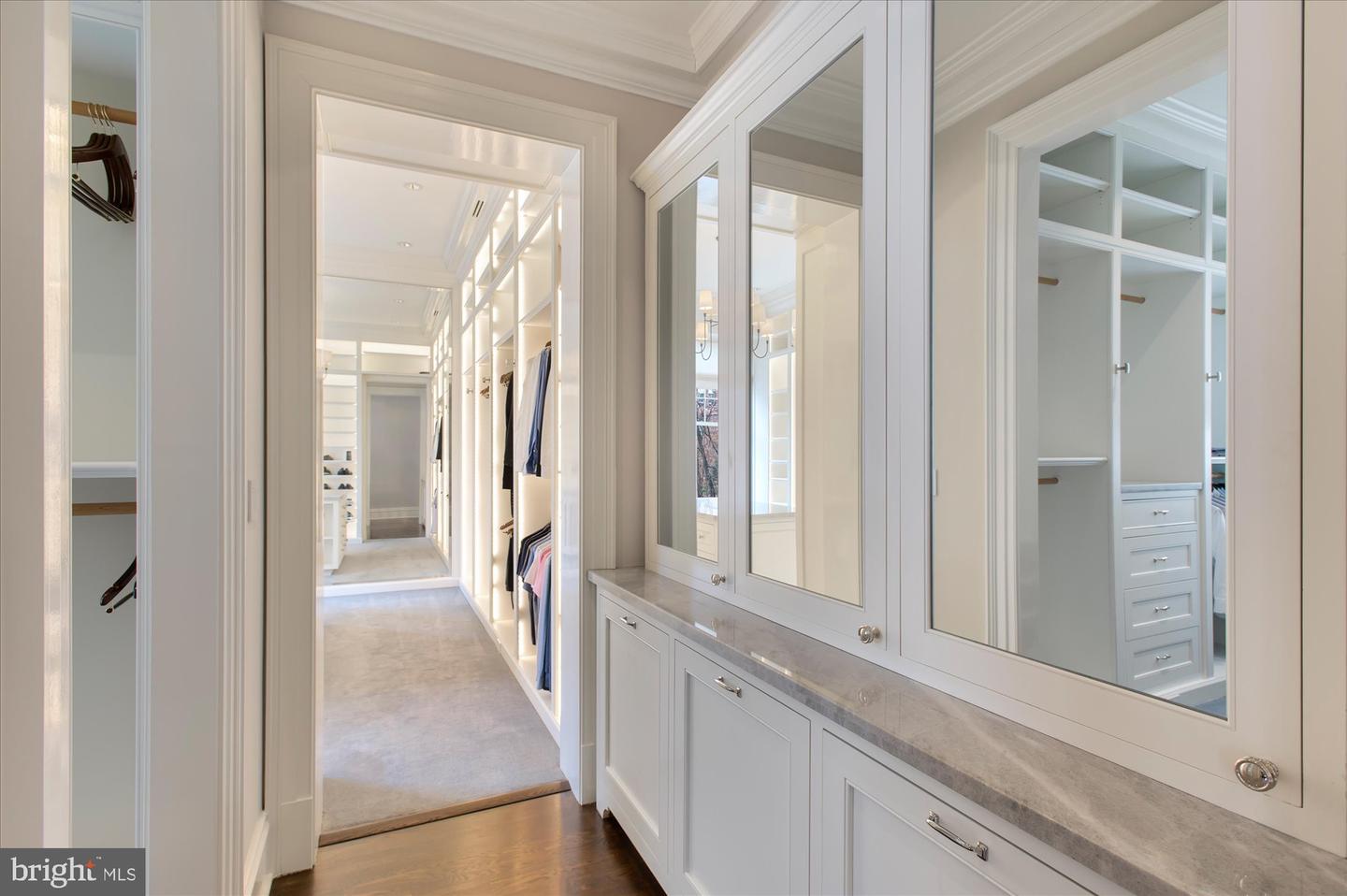 Washington, District of Columbia, 20008, United States, 6 Bedrooms Bedrooms, ,8 BathroomsBathrooms,Residential,For Sale,1807338