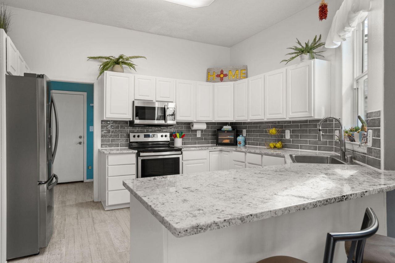 Albuquerque, New Mexico, 87122, United States, 3 Bedrooms Bedrooms, ,2 BathroomsBathrooms,Residential,For Sale,1992964