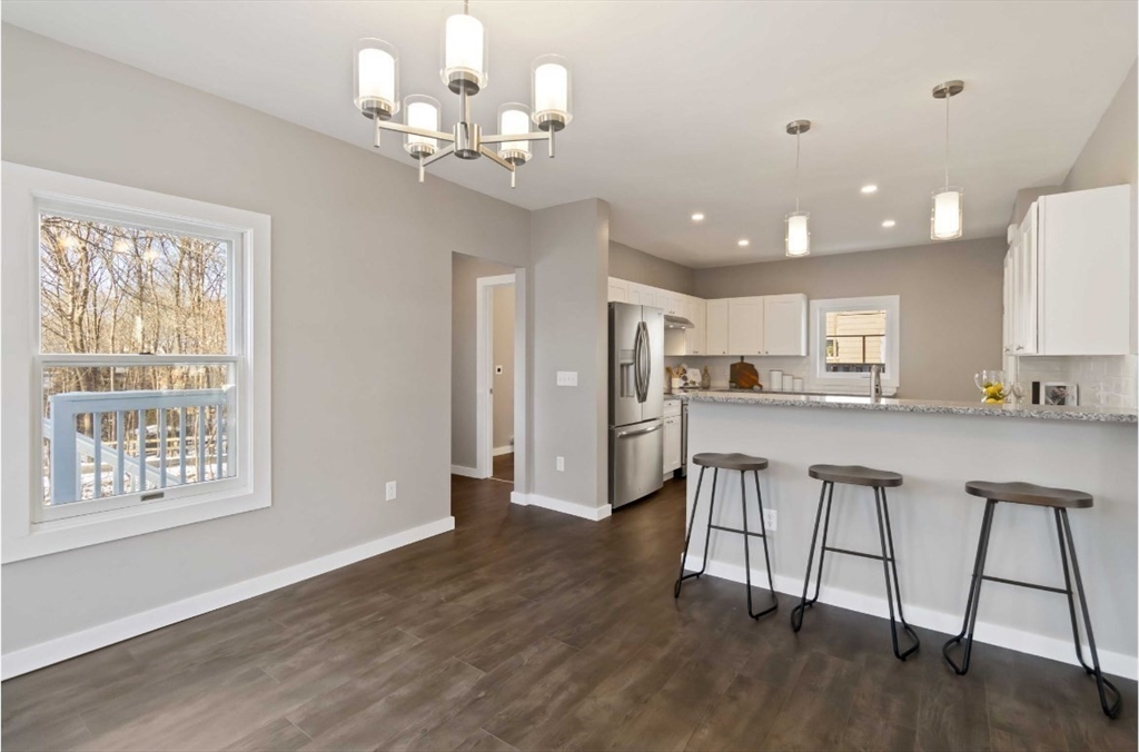 Stoneham, Massachusetts, 02180, United States, 3 Bedrooms Bedrooms, ,2 BathroomsBathrooms,Residential,For Sale,1951167