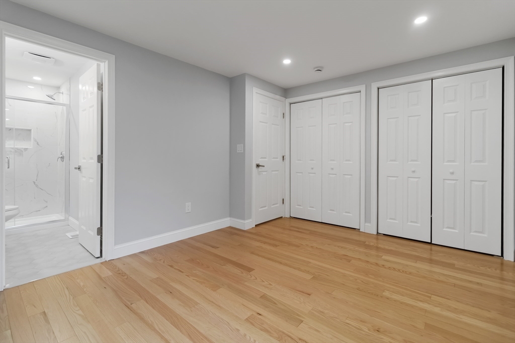 Wayland, Massachusetts, 01778, United States, 3 Bedrooms Bedrooms, ,2 BathroomsBathrooms,Residential,For Sale,1891680