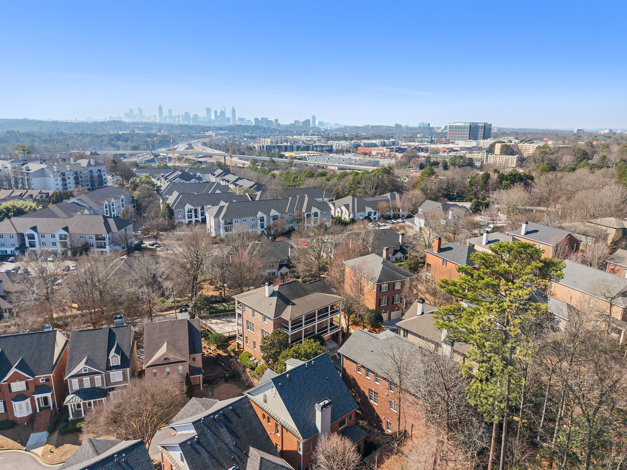  Luxurious Home in Gated Buckhead Community - 物件實景
