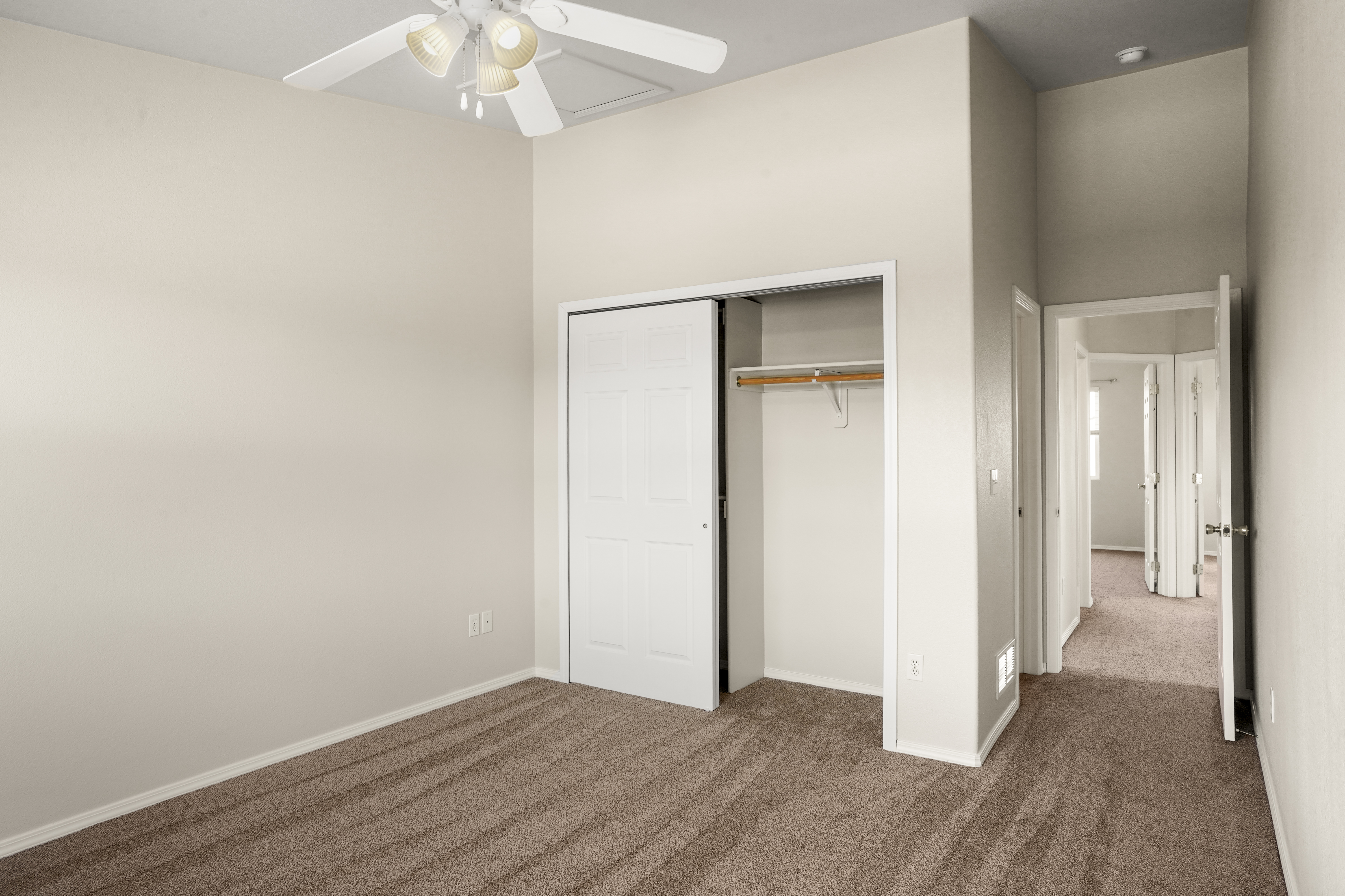  Phenomenal 4-plex income opportunity in desirable University Park - 物件實景