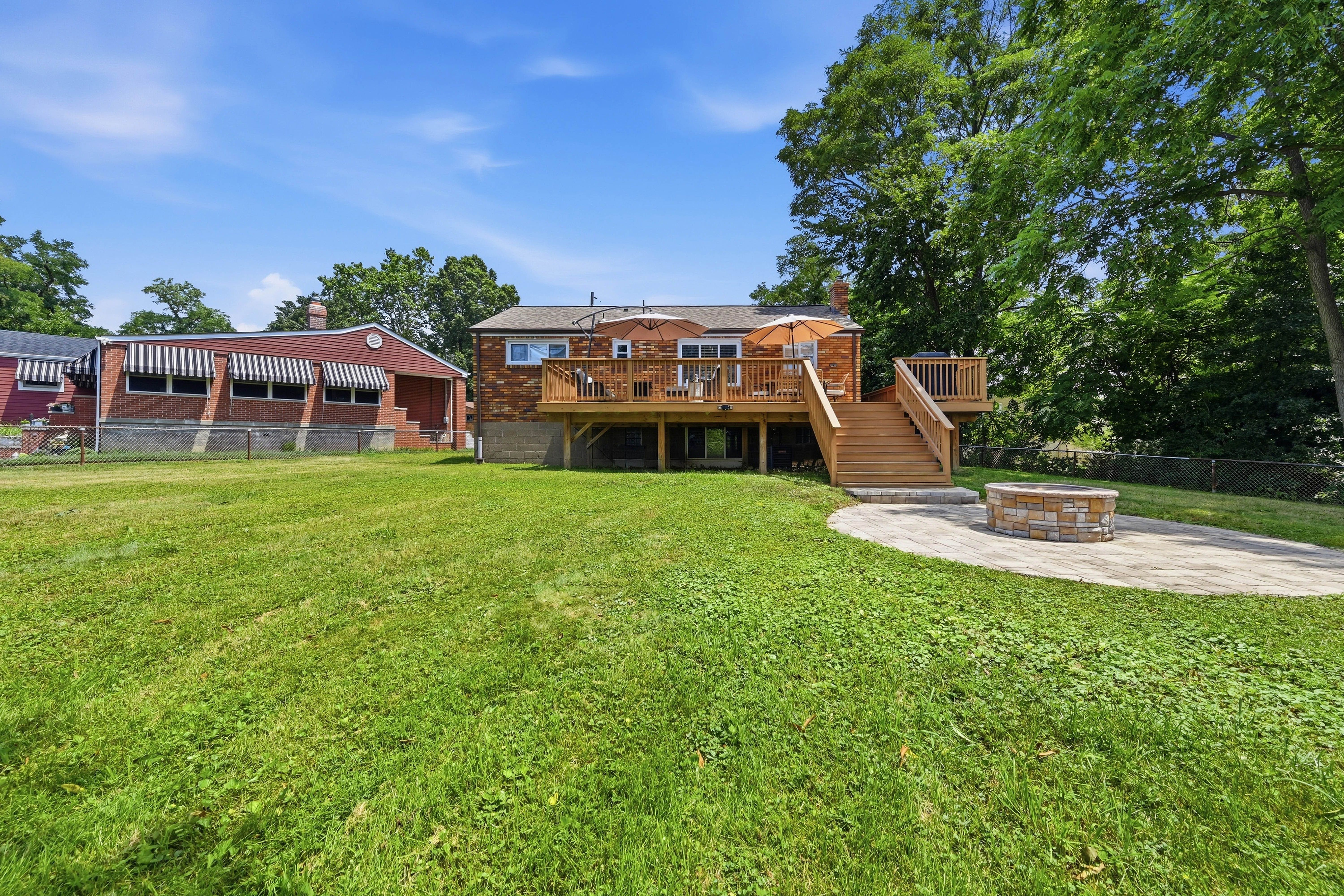  364 Pierina Drive, Pittsburgh, PA 15243 - 物件實景