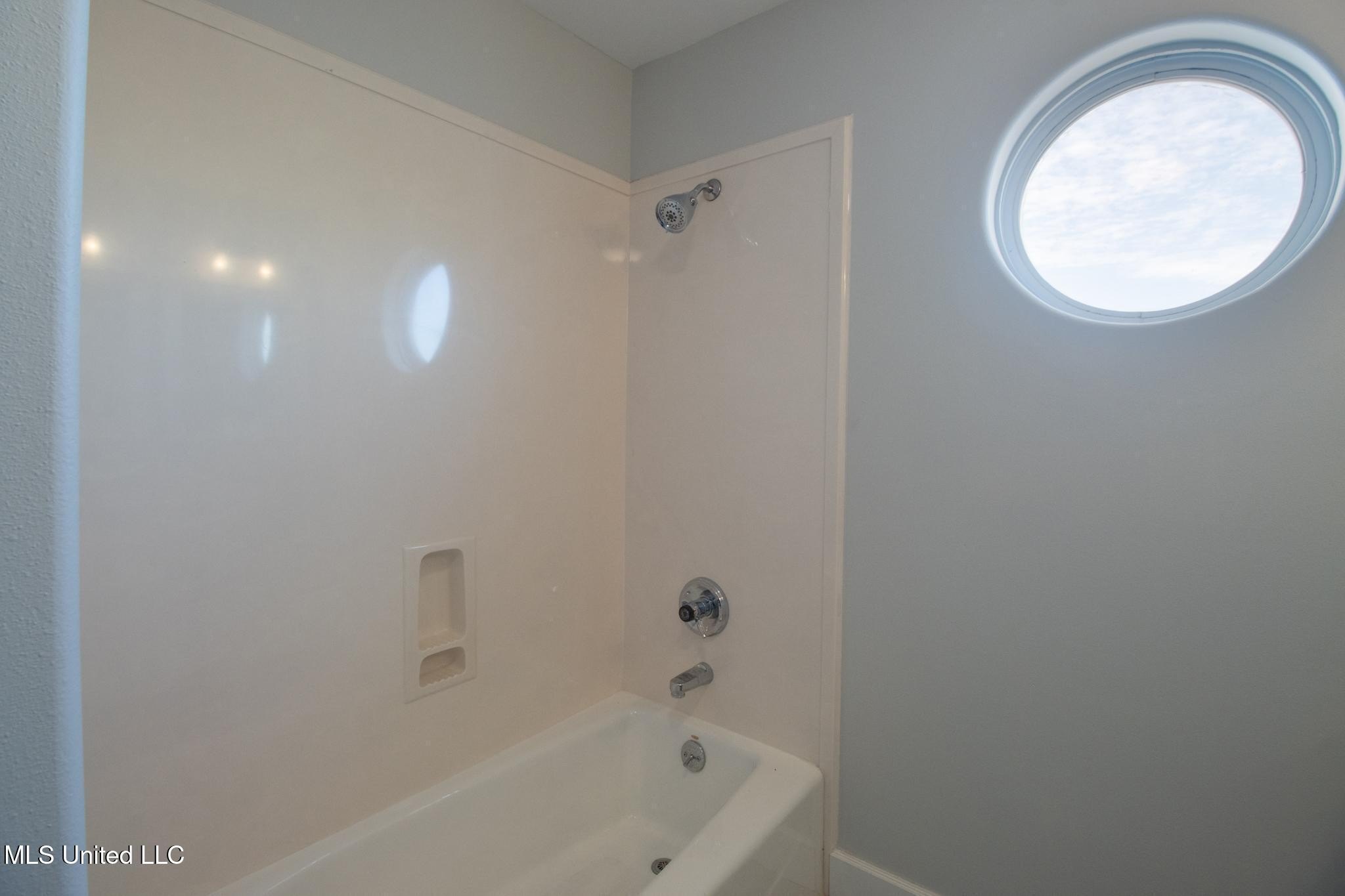 Gulfport, Mississippi, 39507, United States, 4 Bedrooms Bedrooms, ,3 BathroomsBathrooms,Residential,For Sale,1981808