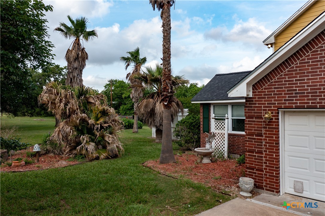 Victoria, Texas, 77905, United States, 5 Bedrooms Bedrooms, ,4 BathroomsBathrooms,Residential,For Sale,1941900