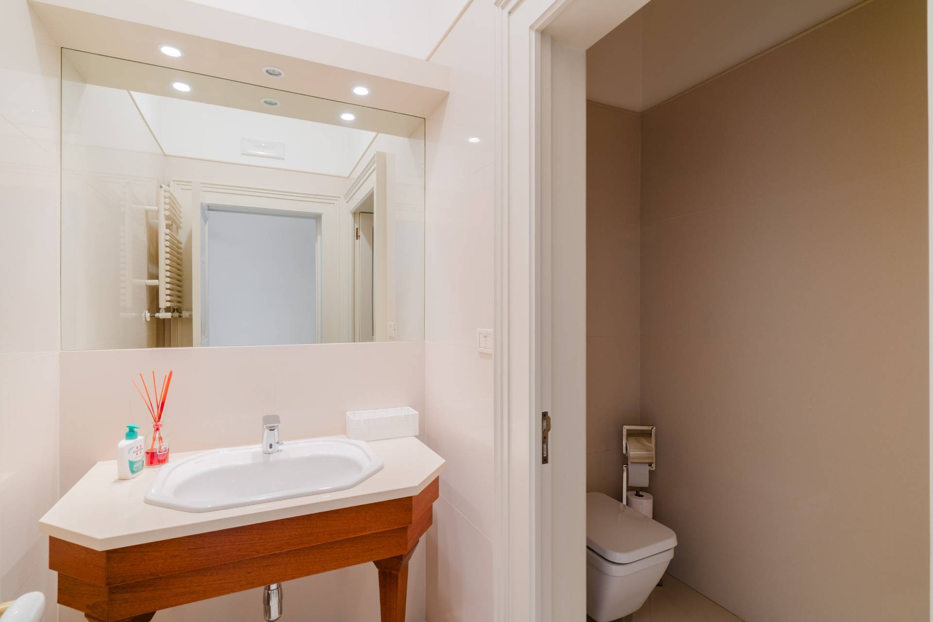 Molfetta, Bari, 70056, IT, 3 Bedrooms Bedrooms, ,4 BathroomsBathrooms,Residential,For Sale,1988051