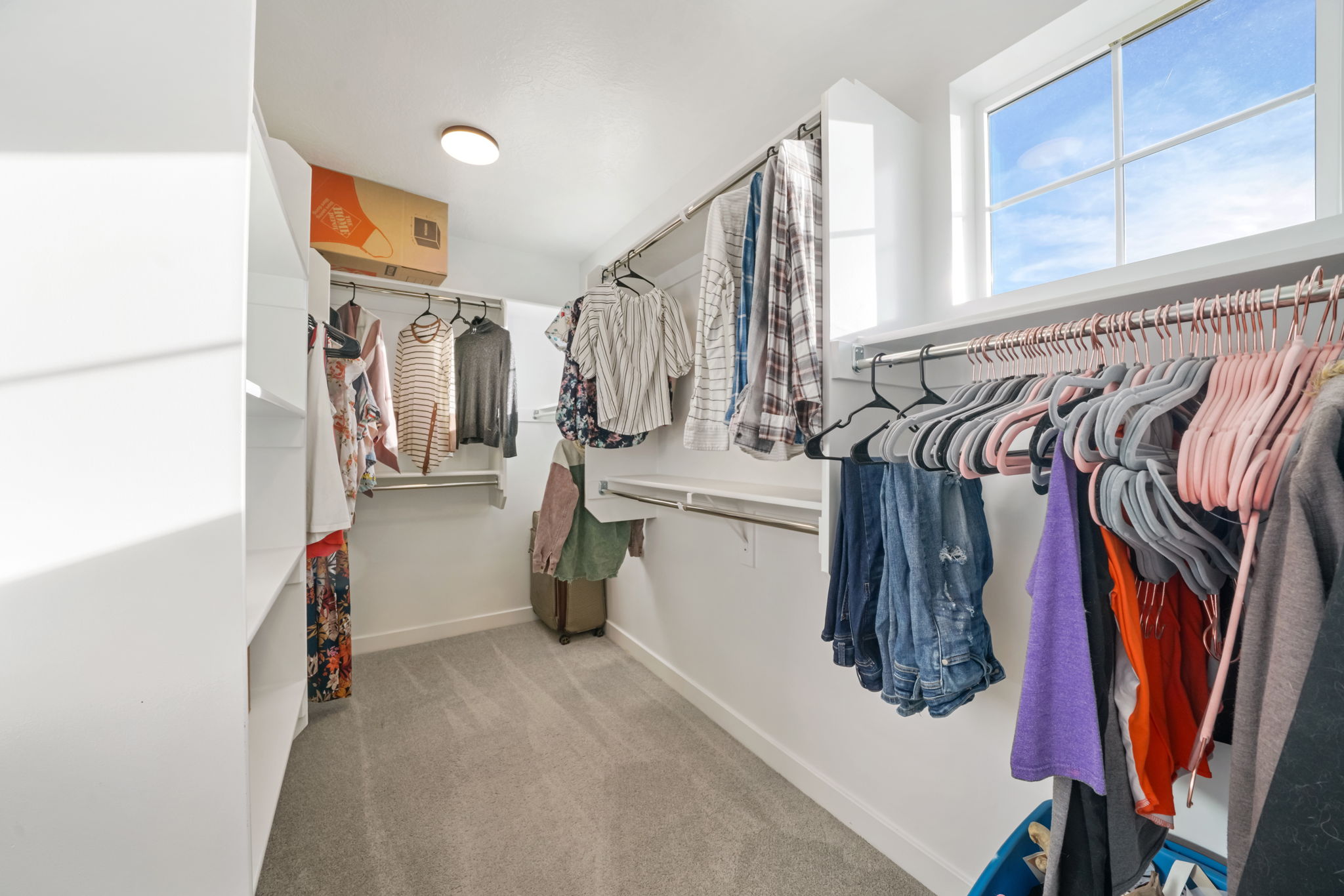 Eagle Mountain, Utah, 84005, United States, 3 Bedrooms Bedrooms, ,3 BathroomsBathrooms,Residential,For Sale,1993826