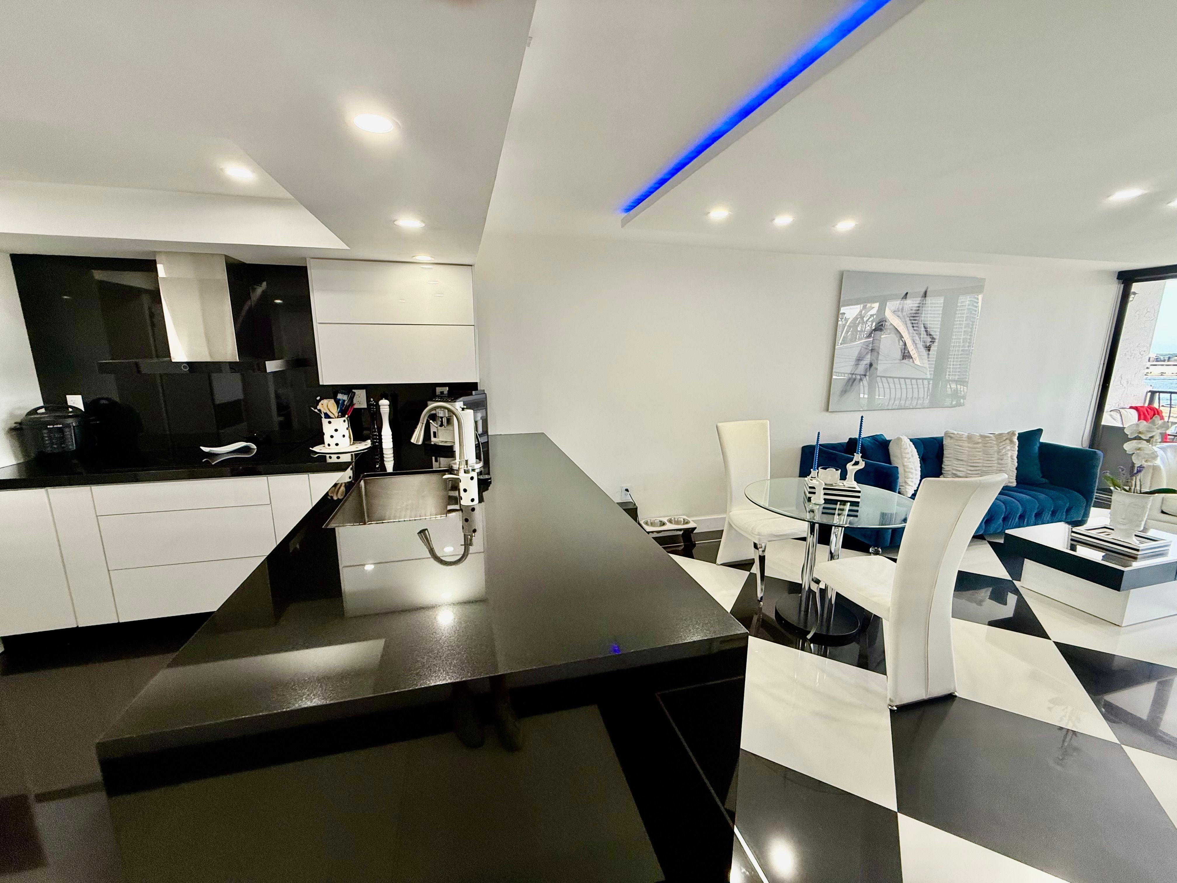  555 NE 15th St, Miami, FL, 33132 - 物件實景