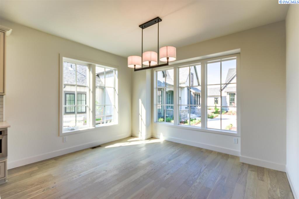 Pullman, Washington, 99163, United States, 4 Bedrooms Bedrooms, ,3 BathroomsBathrooms,Residential,For Sale,1794124