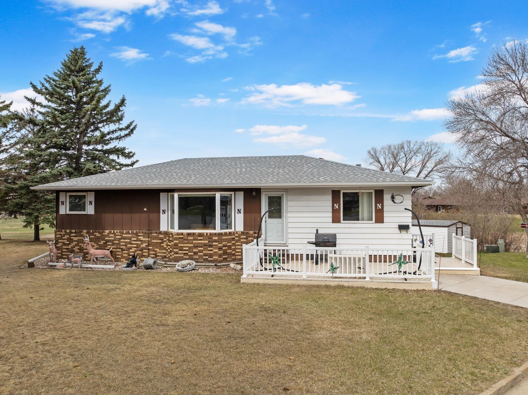 28th Ave, Minot, ND 58701 #1