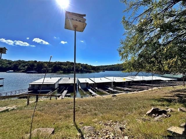 Hulbert, Oklahoma, 74441, United States, 3 Bedrooms Bedrooms, ,2 BathroomsBathrooms,Residential,For Sale,1976357