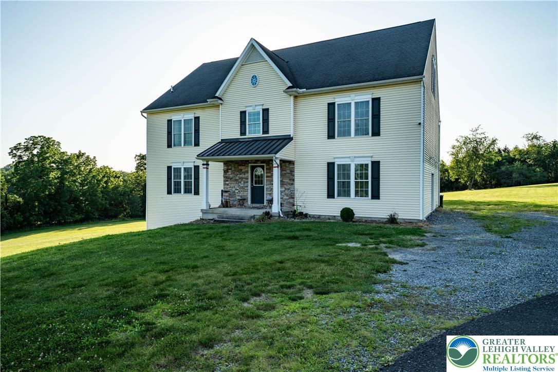 Bushkill Twp, Pennsylvania, 18064, United States, 14 Bedrooms Bedrooms, ,9 BathroomsBathrooms,Residential,For Sale,1903016