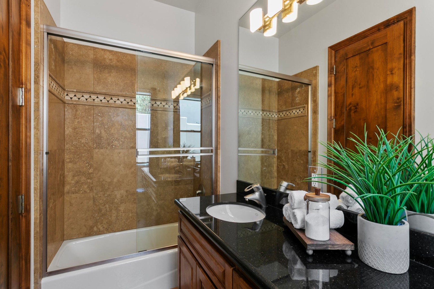  11376 E Dreyfus Avenue  Scottsdale, AZ - 物件實景