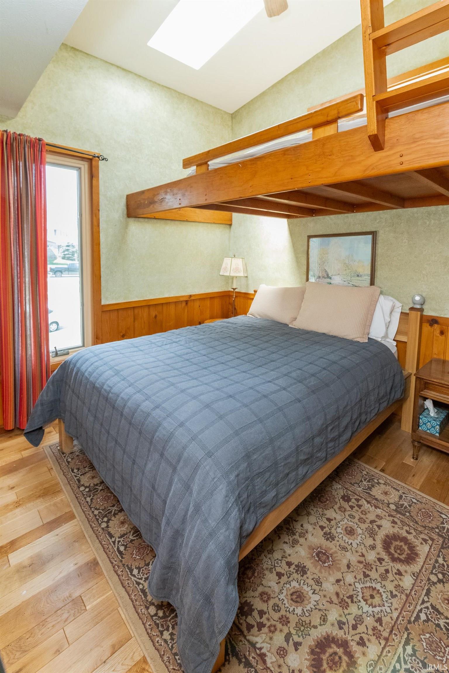 Bloomington, Indiana, 47401, United States, 8 Bedrooms Bedrooms, ,5 BathroomsBathrooms,Residential,For Sale,1988633