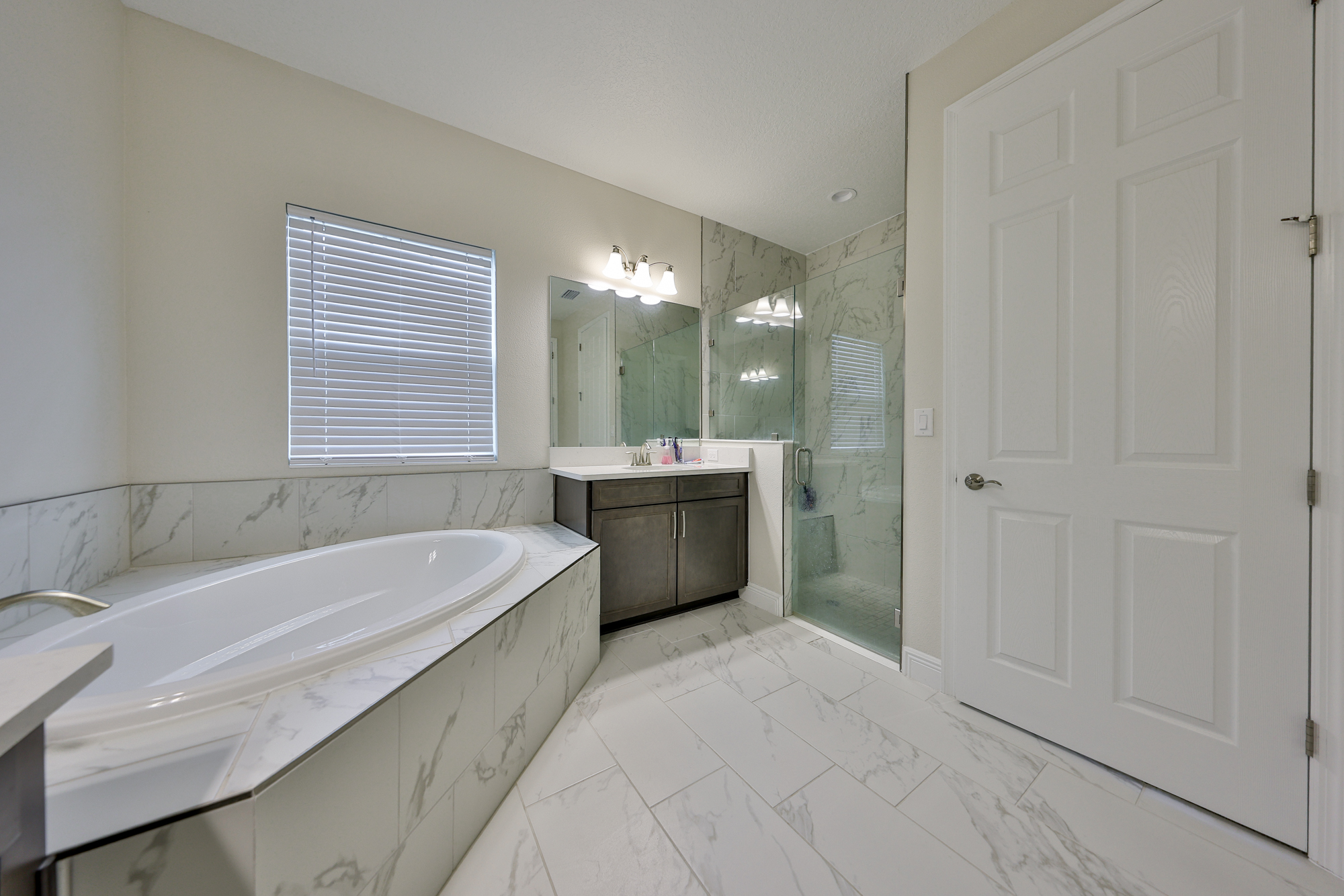 Riverview, Florida, 33579, United States, 4 Bedrooms Bedrooms, ,3 BathroomsBathrooms,Residential,For Sale,1973757