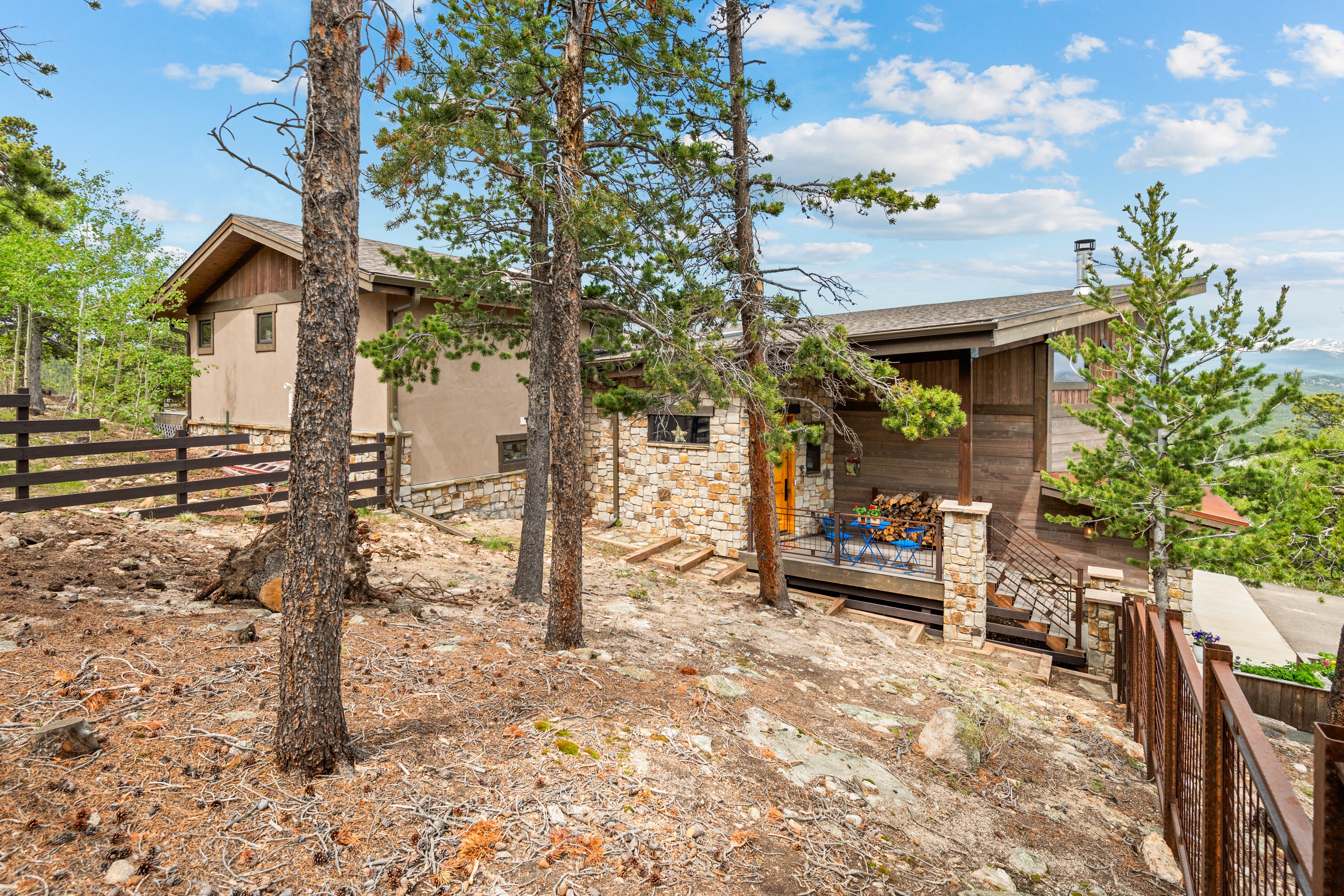  Custom Retreat with Unobstructed Views - 物件實景