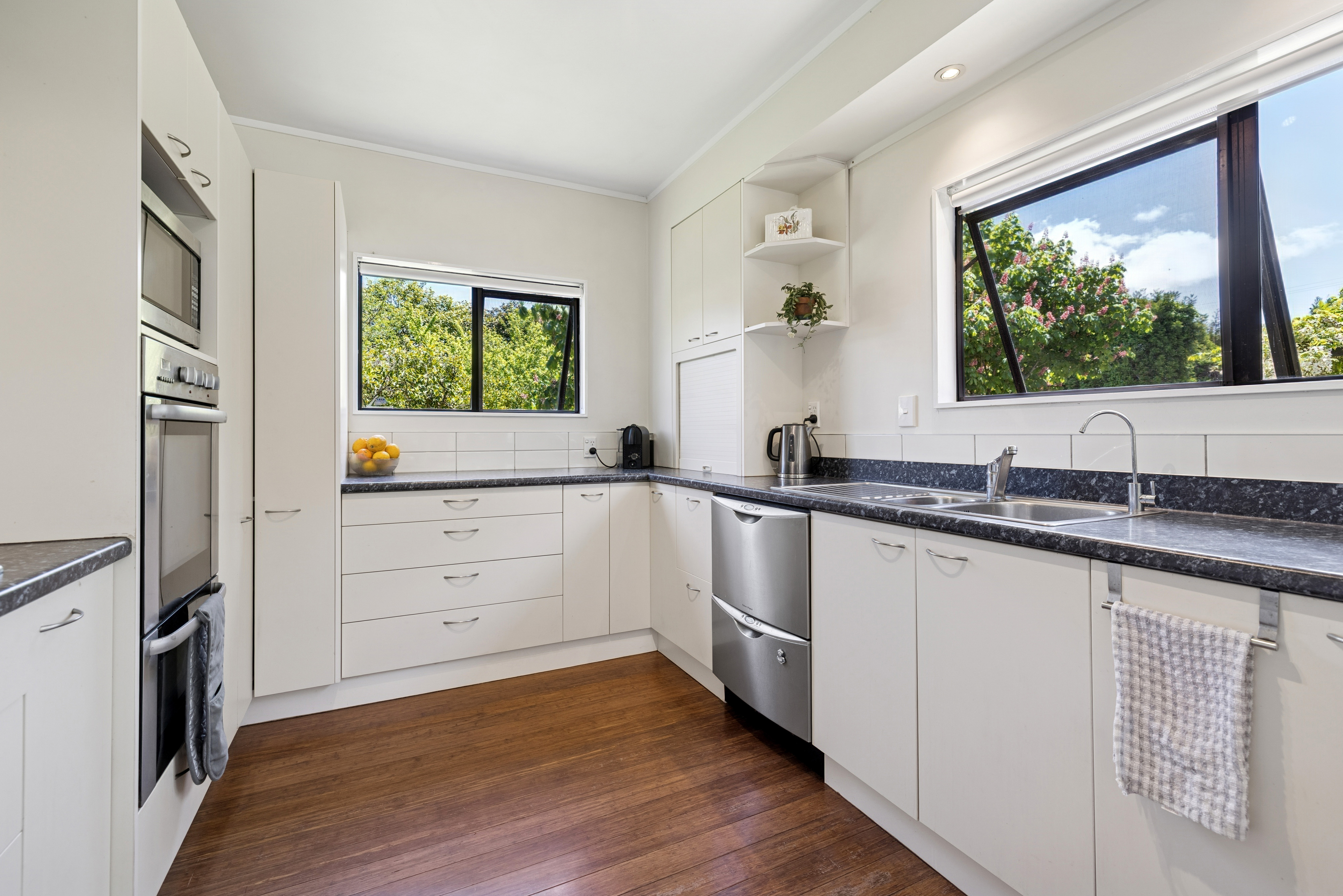  18 Lathrope Road, Riverhead - 物件實景