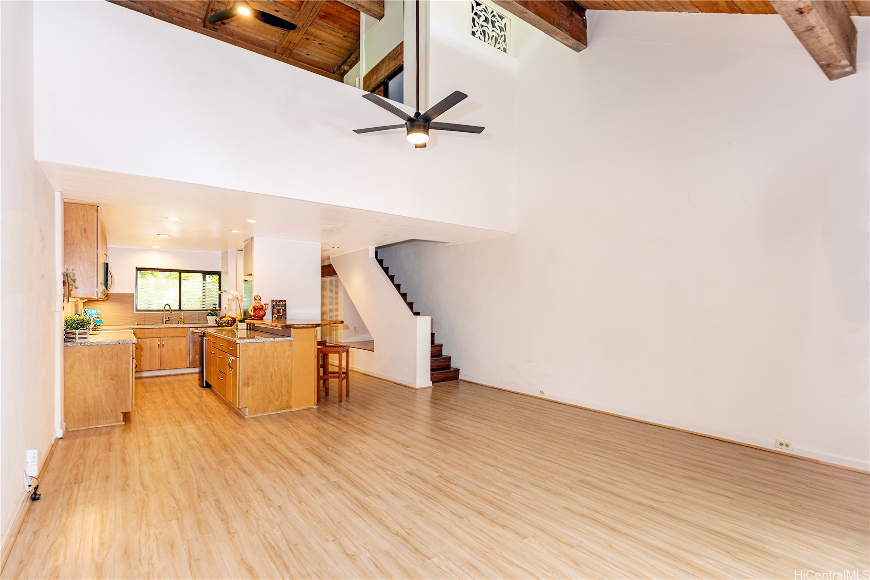 Kaneohe, Hawaii, 96744, United States, 2 Bedrooms Bedrooms, ,3 BathroomsBathrooms,Residential,For Sale,1988313