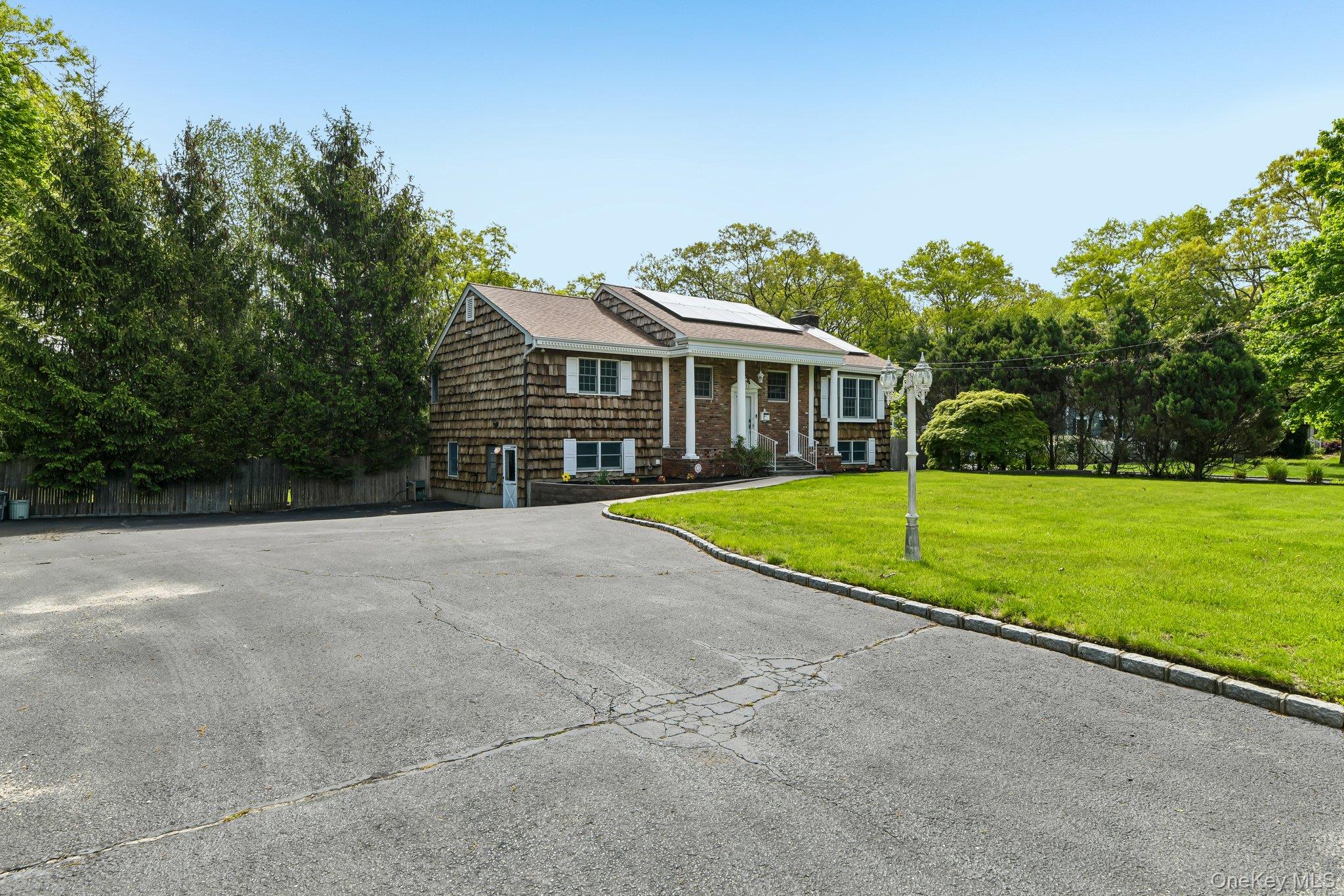  193 Cambon Avenue, Saint James, NY, 11780 - 物件實景