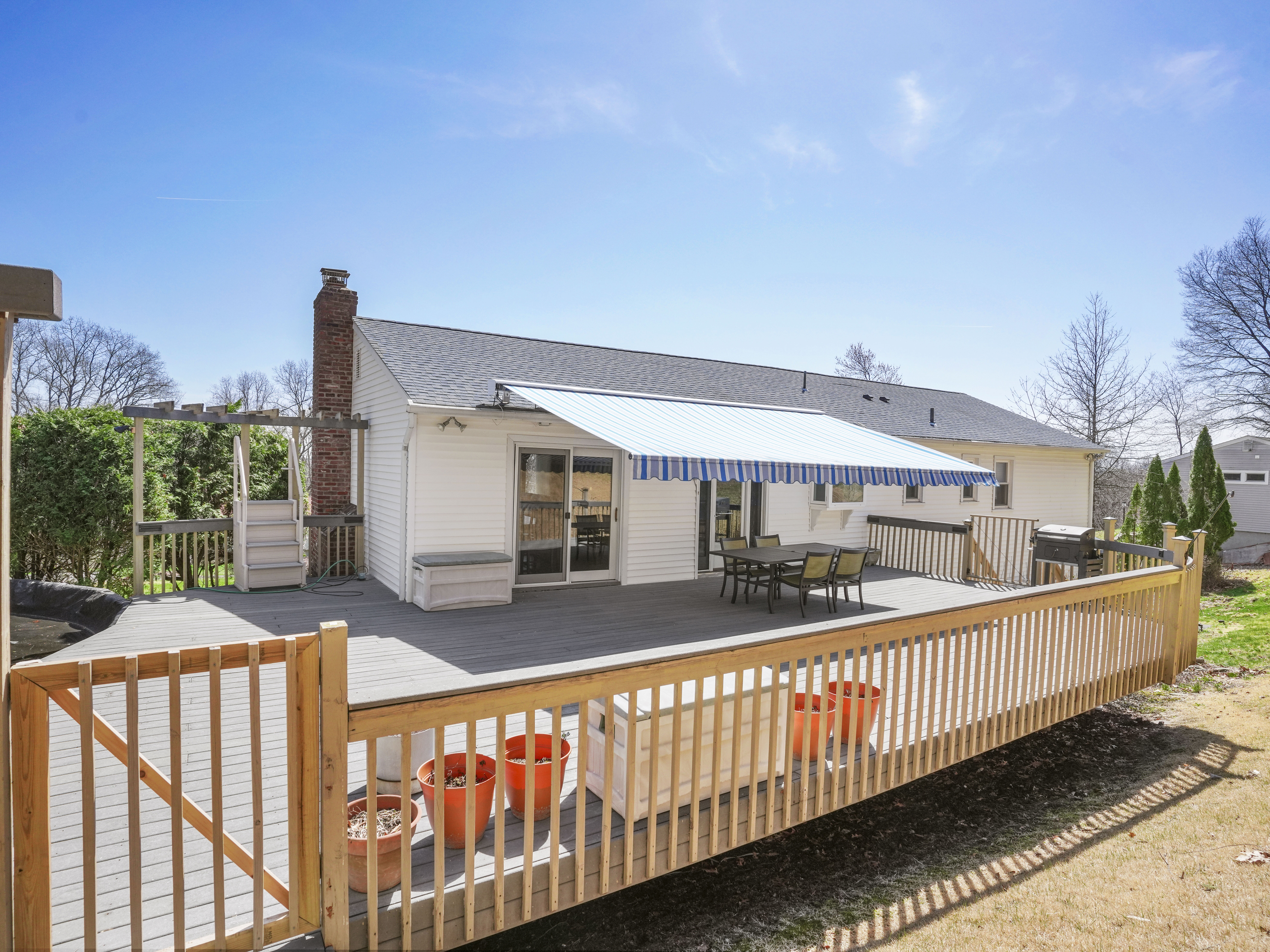  Peaceful Raised Ranch on Cul-de-sac - 物件實景