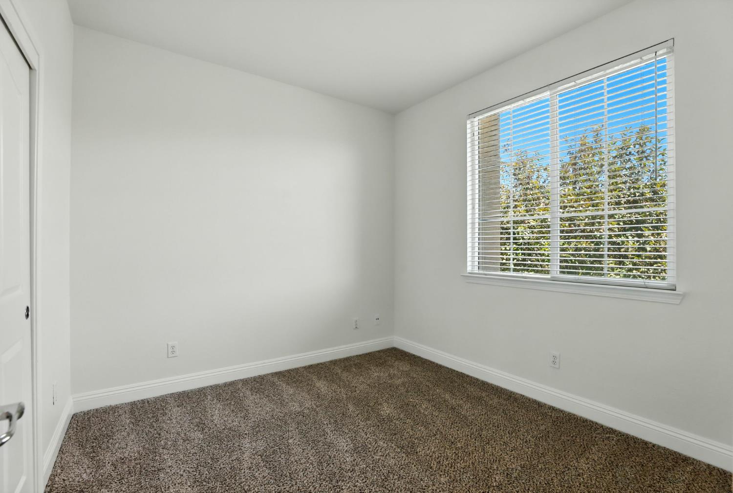 Sacramento, California, 95835, United States, 4 Bedrooms Bedrooms, ,3 BathroomsBathrooms,Residential,For Sale,1950179