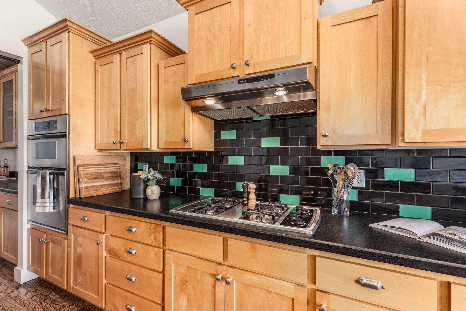  rocklin retreat where  majestic mountains meets city views - 物件實景