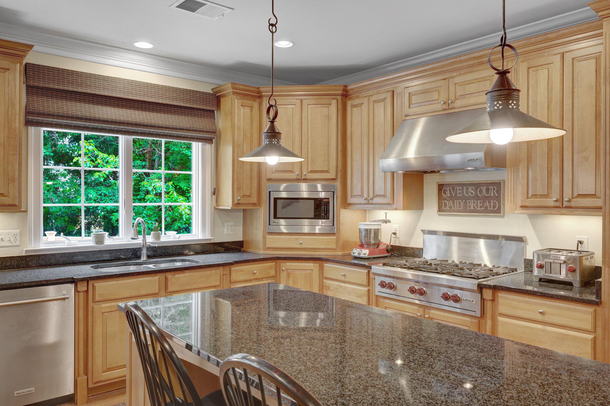  513 John Marshall Drive NE, Vienna, VA, 22180 - 物件實景